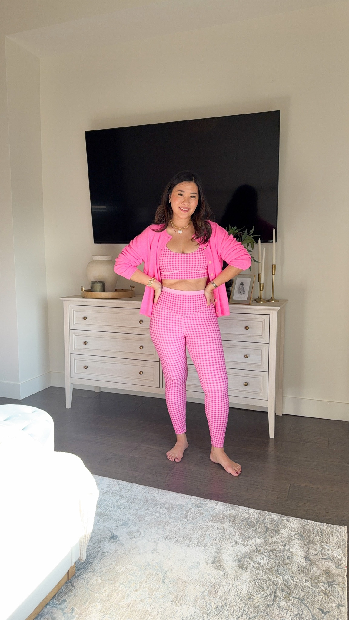 Target activewear
Sports Bra: Medium
Leggings: Medium
Cardigan: Medium 