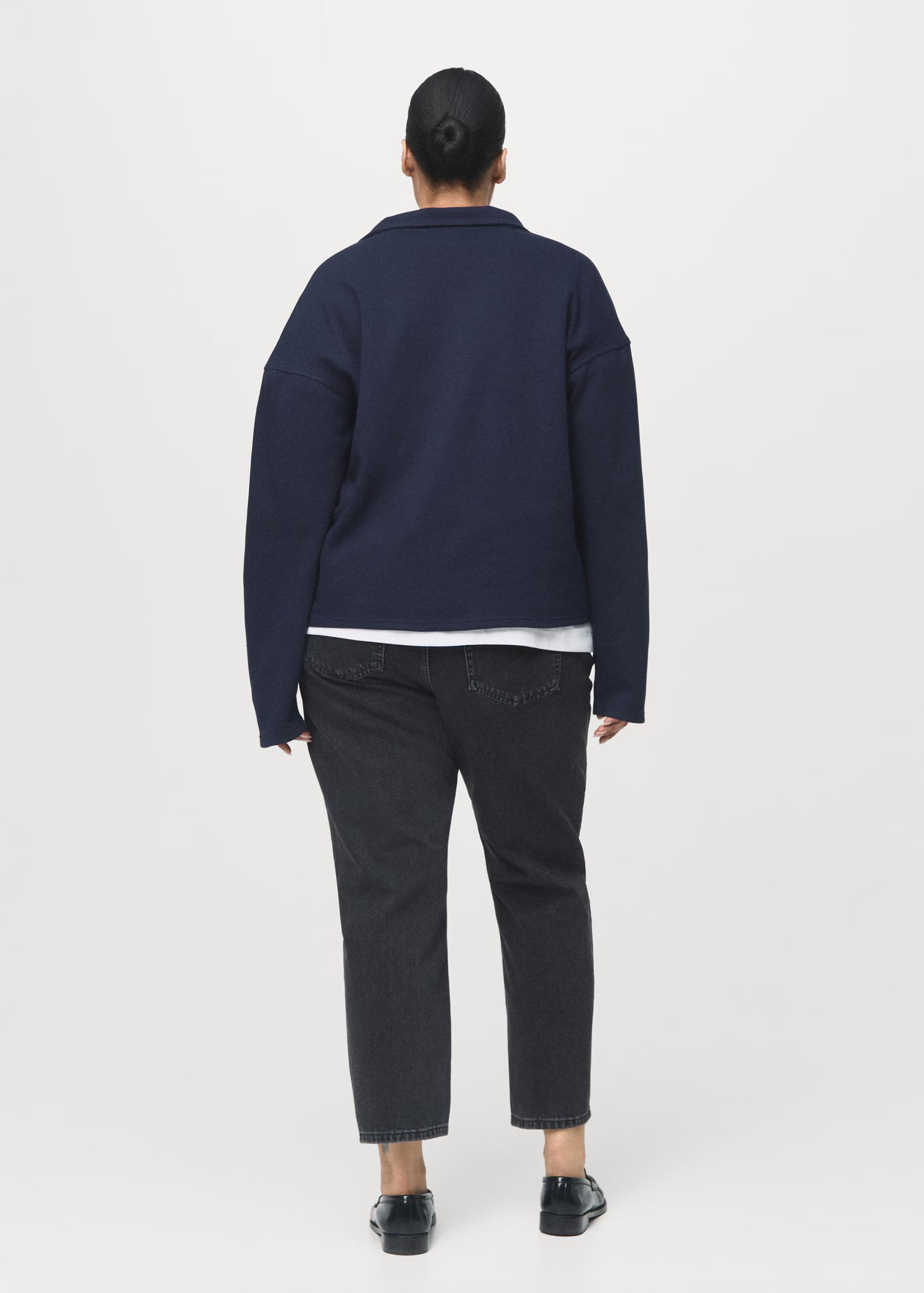 Mid-rise straight jeans - Women | MANGO United Kingdom | MANGO (UK)