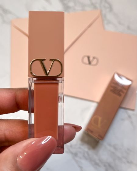 Okay loves, can we just say "wow" to this @ValentinoBeauty Liquirosso masterpiece?

The velvety texture is like a touch of luxury - a little reminder that even in our everyday moments, we deserve to feel special. ✨

Color: 115R After Club - neutral peach nude

#LTKsalealert #LTKover40 #LTKbeauty