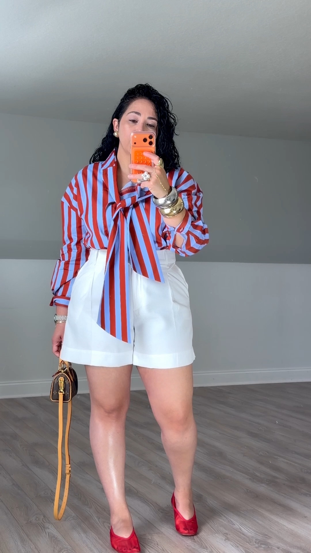 Casual outfit inspo ❤️ 

Top es de Zara numero de ref # 2390/116/330 

#LTKU #LTKSpringSale #LTKootd