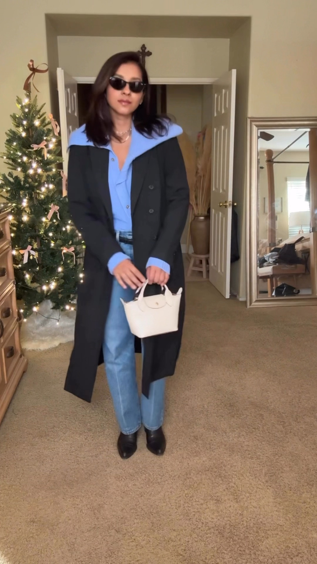 Frumpy vs. put together


#LTKHoliday #LTKGiftGuide #LTKStyleTip