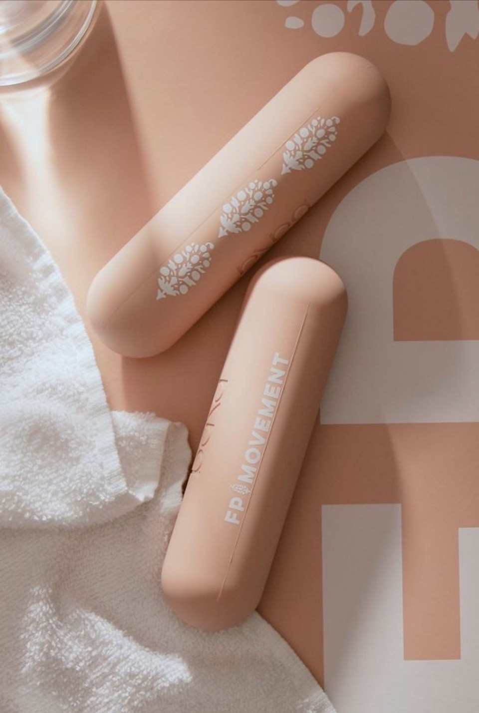 Free People Bala Bars 

An exclusive collaboration with Bala, these stylish 3 pound weights are designed for strength and versatility. From curls to rows, presses and flies, these sleek bars feature an even weight distribution and ergonomic design that make for a balanced, user-friendly workout

#LTKActive #LTKfitnessgoals #LTKmorningroutine