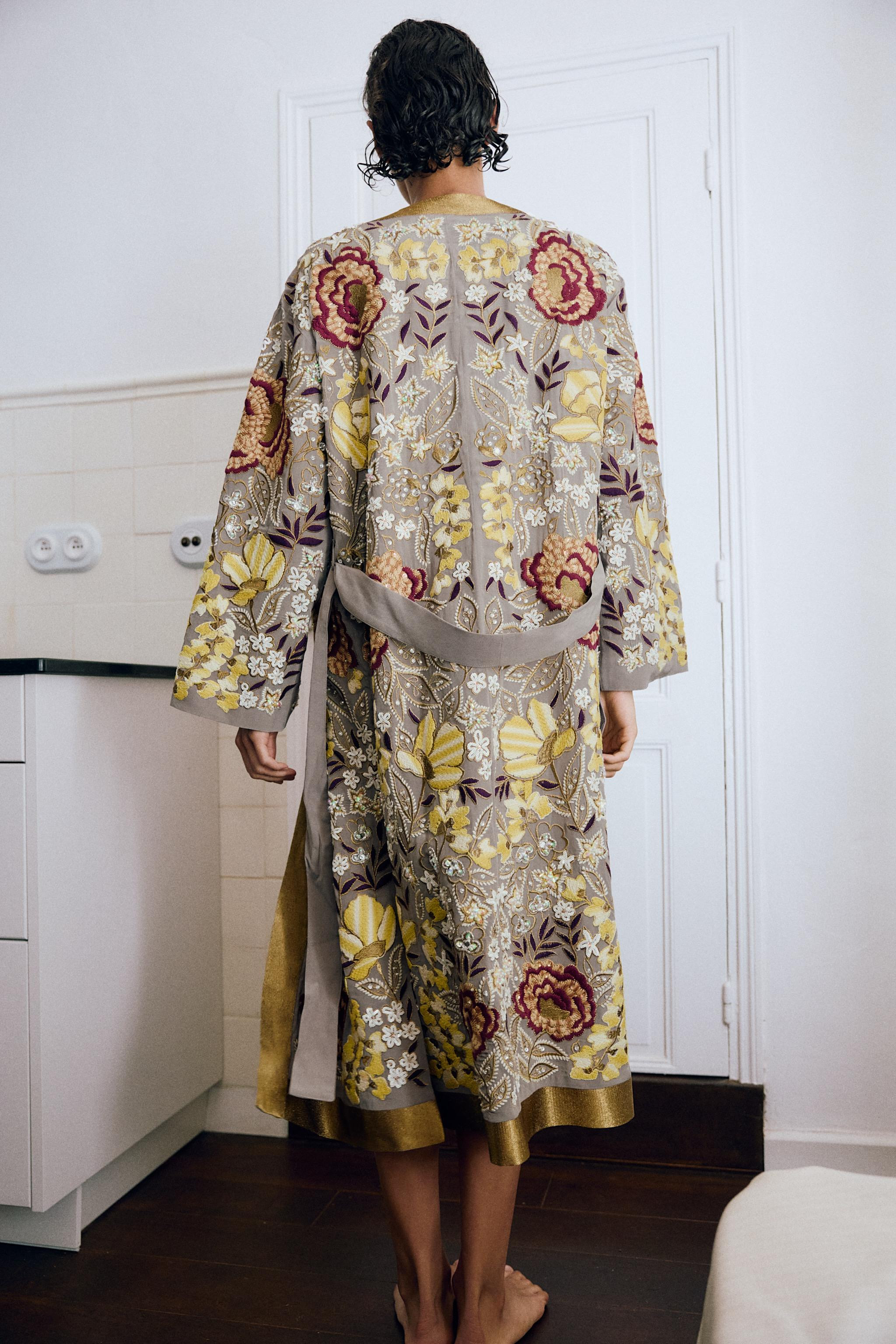 LIMITED EDITION EMBROIDERED FLORAL BEADED KIMONO | Zara UK