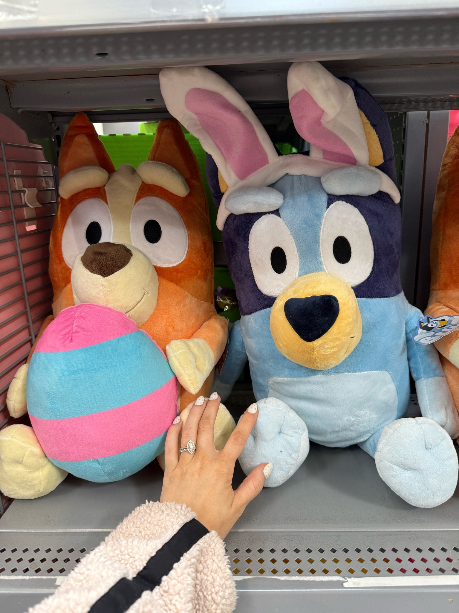 Giant easter bluey plush stuffies!!!


Easter basket, kids easter, easter gift

#LTKKids #LTKFamily #LTKSeasonal