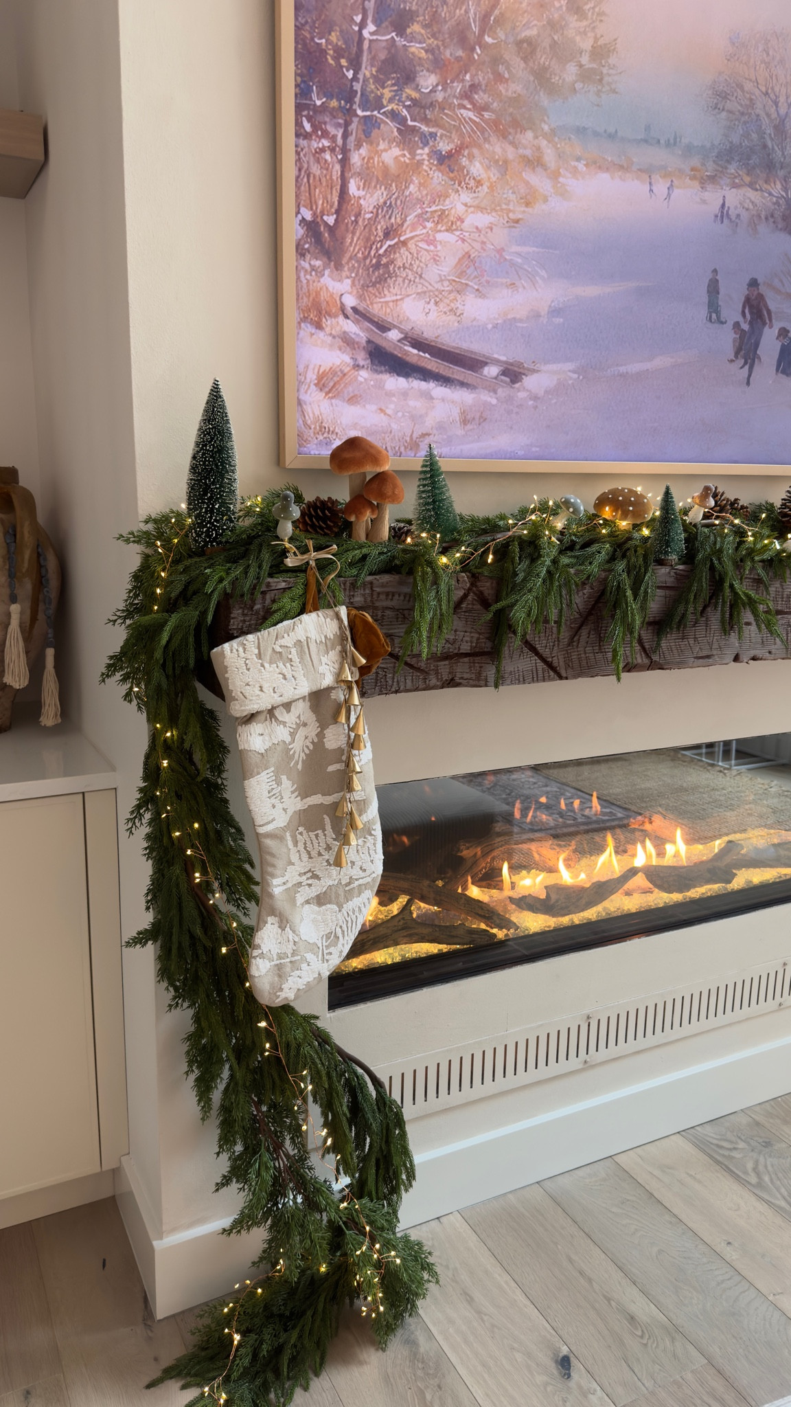 Christmas Mantel


#LTKFindsUnder50 #LTKSaleAlert #LTKHome