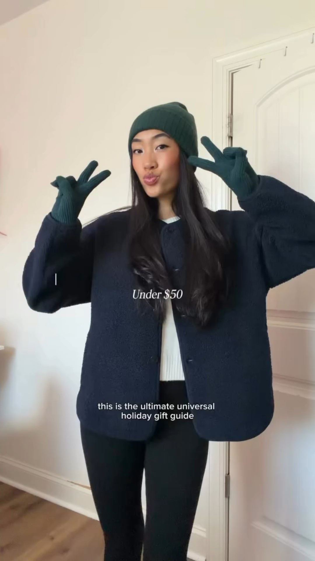 universal gifts under $50 that anyone will appreciate💝 #UNIQLO #UNIQLOPartner @uniqlousa

#giftguide #giftideas #affordablegifts