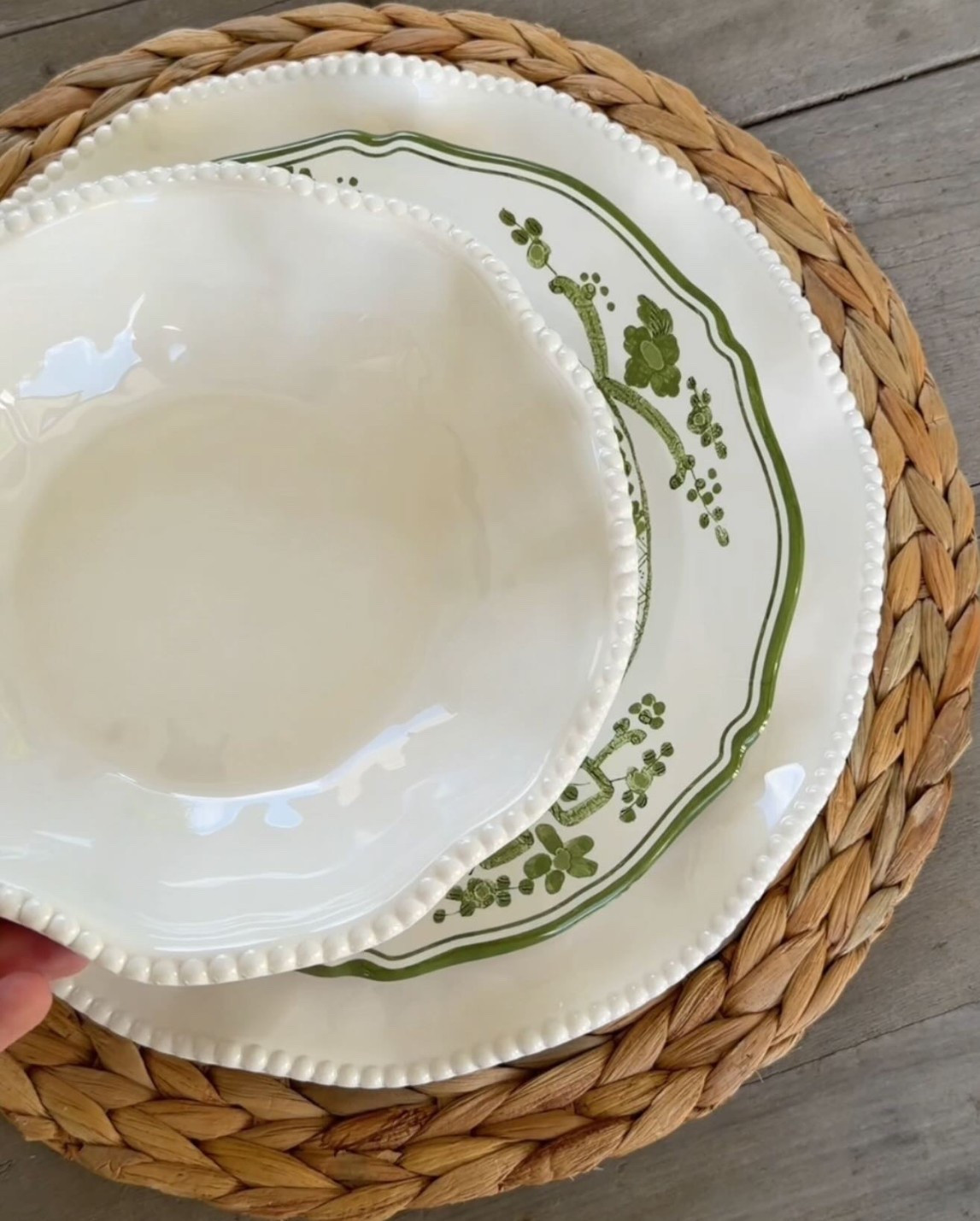 melamine plates are my recent obsession !!! #ad #Wayfair #WayfairPartner#wishyouwerehere #outdoor
