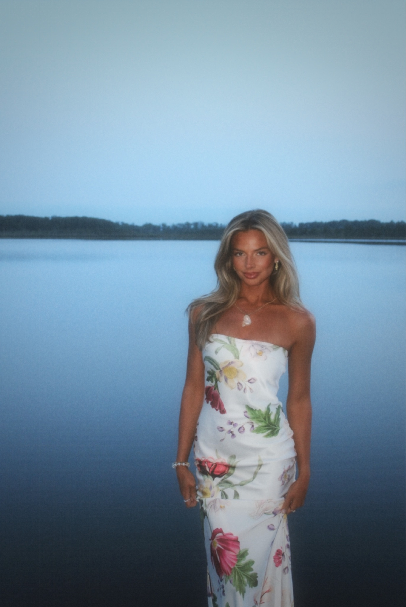 nights on the lake⛵️🦀🐚🥂

#LTKBeauty #LTKTravel #LTKSeasonal