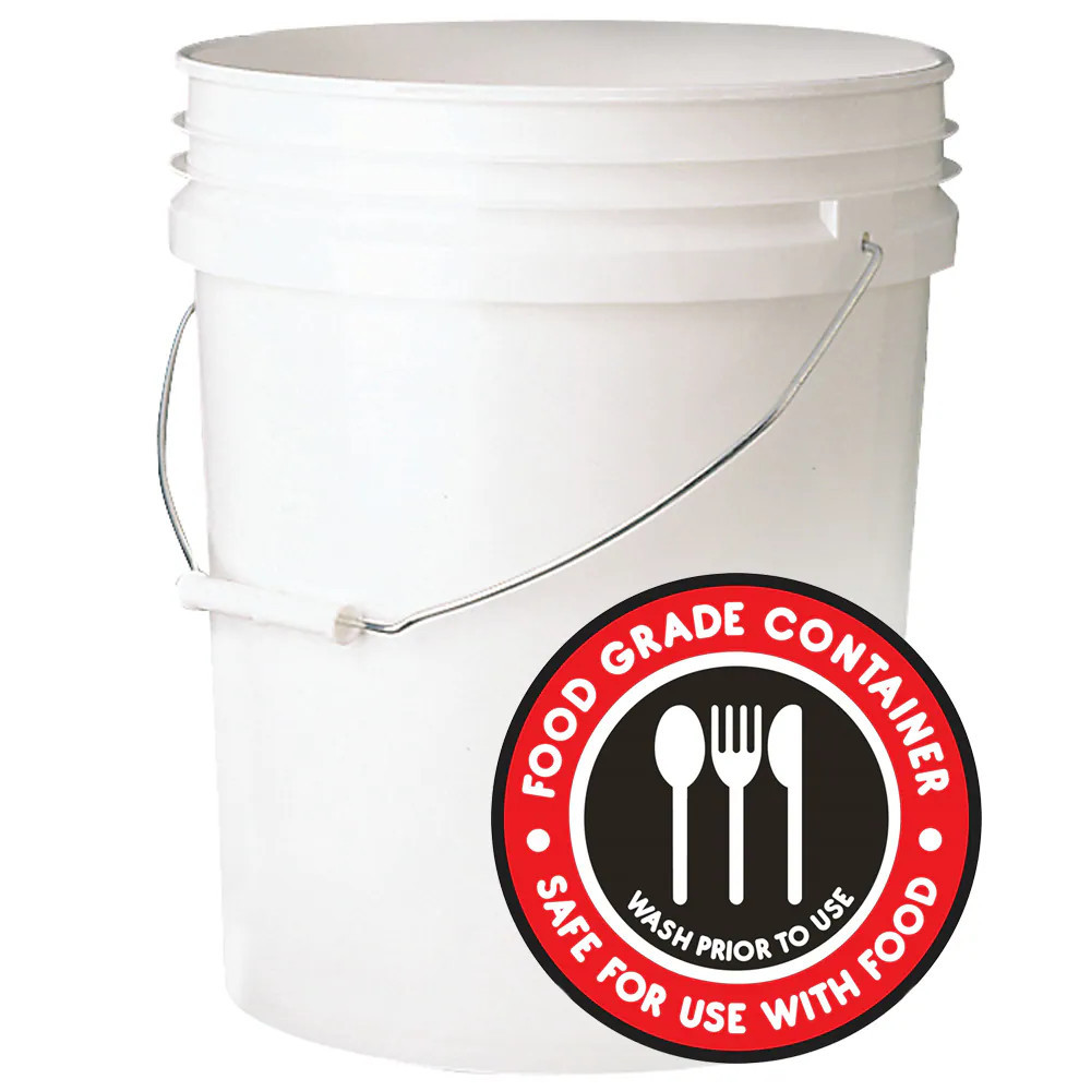 Leaktite 5-Gallon Bpa-free Food-grade Plastic General Bucket in White | 005GFSWH060 | Lowe's