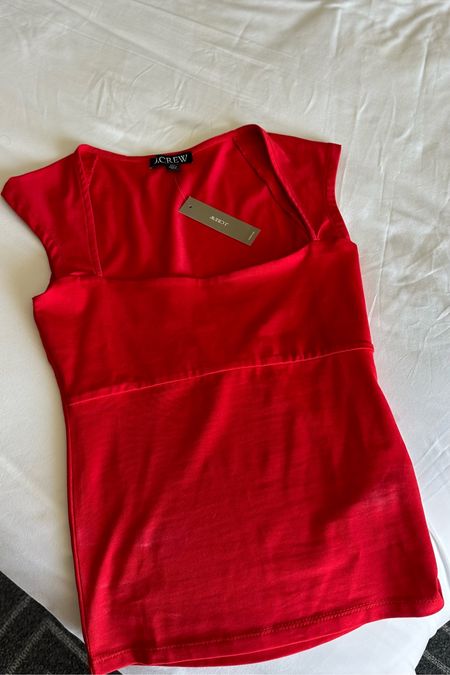 Cutesy J. Crew top❣️perfect for games! 

Top - XXS  