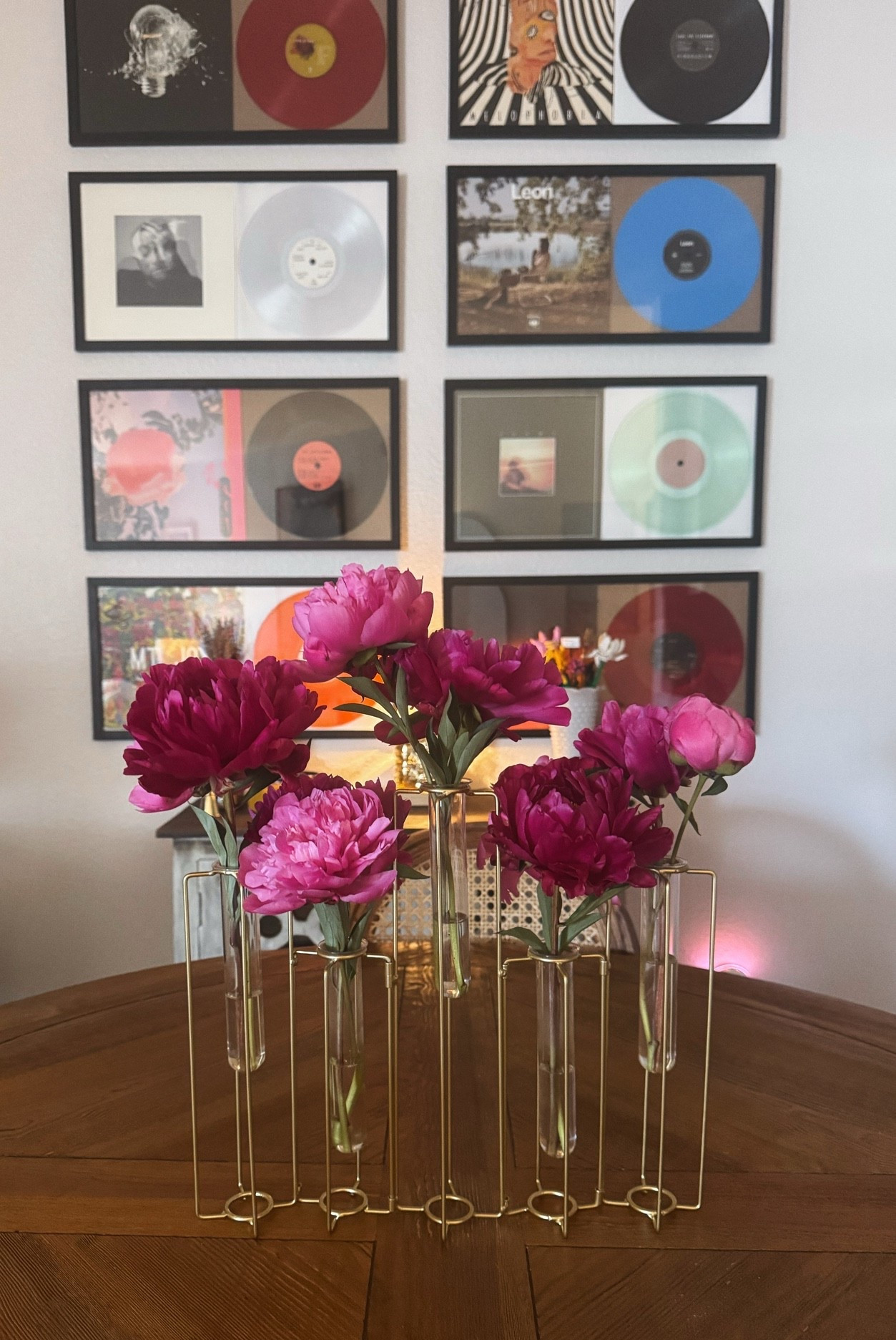 the way these peonies look in this #amazon vase 😍

#LTKSeasonal #LTKHome