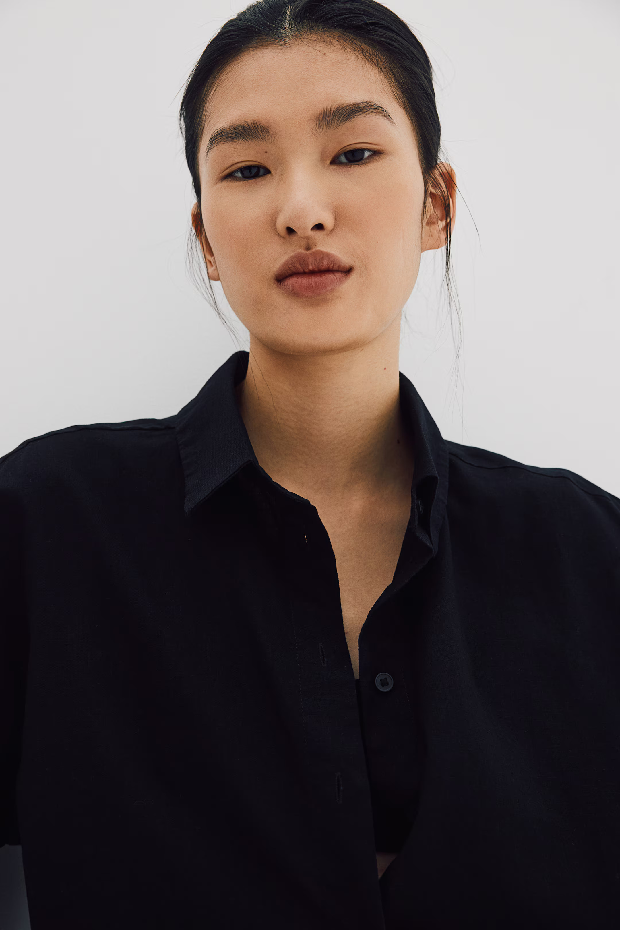 Linen-blend shirt - Black - Ladies | H&M GB | H&M (UK, MY, IN, SG, PH, TW, HK)