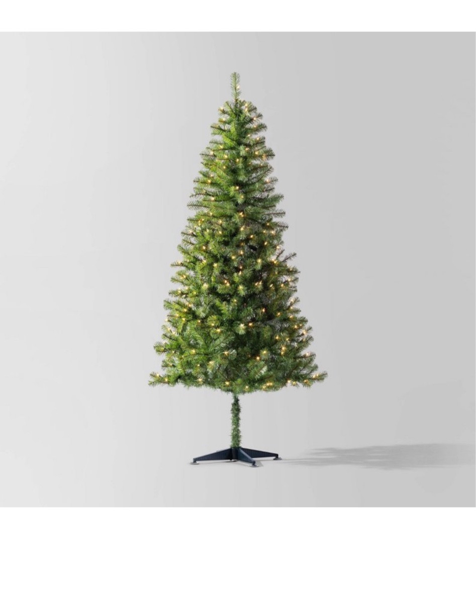 50% off Christmas trees!!!!!! Pre lit with great reviews, white and colored lights! 

#LTKfindsunder50 #LTKSeasonal #LTKHoliday