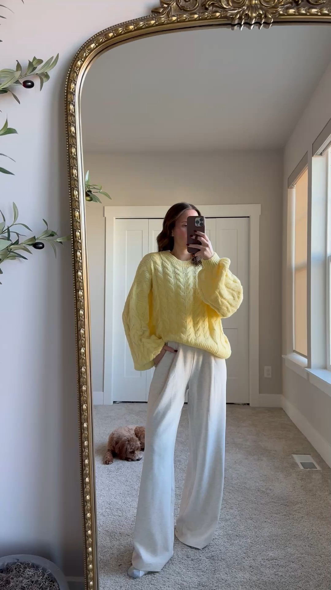 OOTD✨ bringing some sunshine to this dreary day with the coziest sunny yellow sweater and the comfiest pants! These pants are SO soft!

ootd | yellow sweater | Varley find | what I’m wearing | cozy | loungewear 

#LTKootd