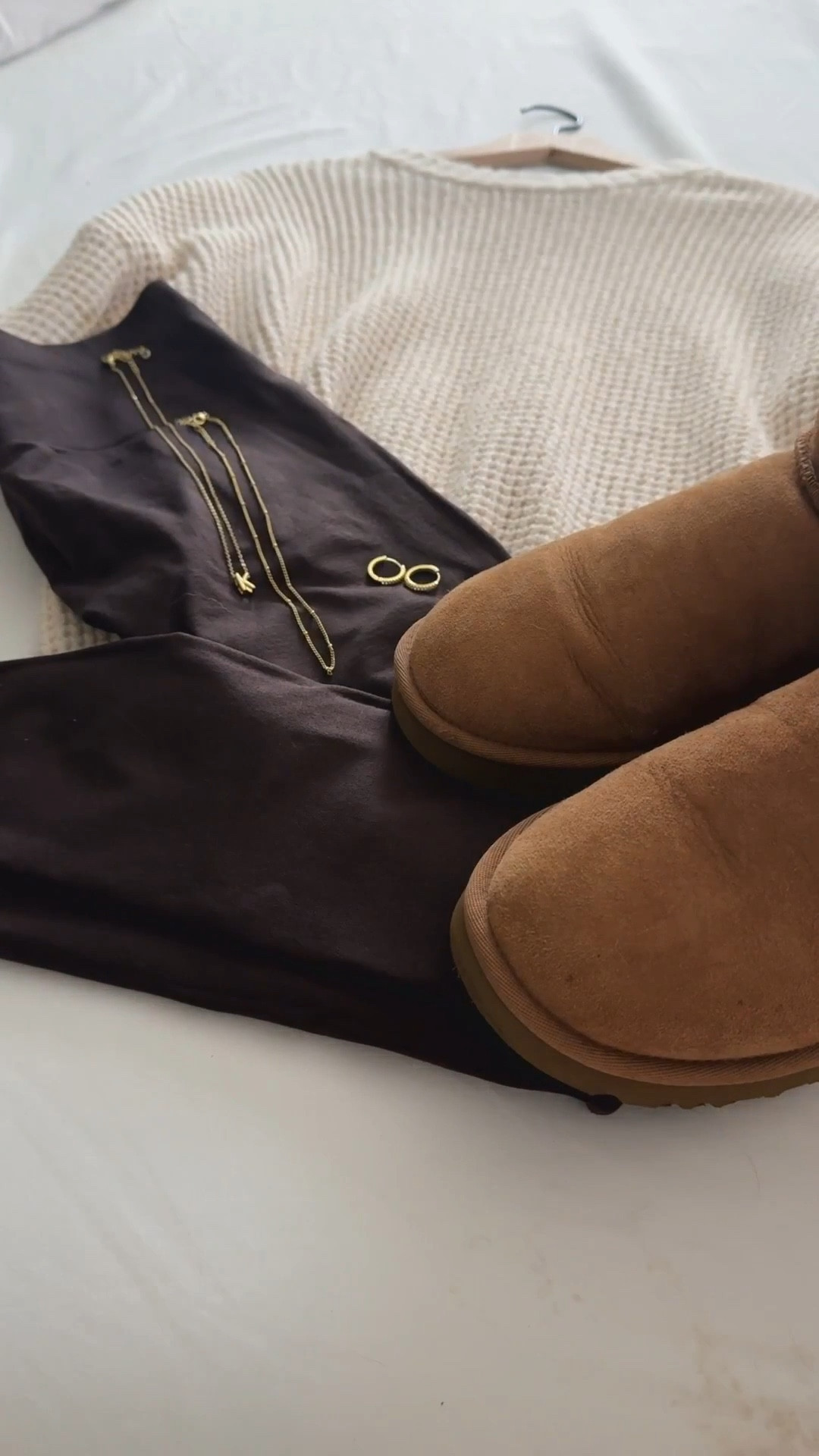 From coffee runs to cozy nights in ☕️✨ neutrals, gold, and Uggs on repeat 🧦 don’t forget to add these to your Christmas list this year 🎄🎅

#LTKstyle #WinterOOTD #GiftList #Giftsforher #christmas #sale #cyberweek

#LTKHoliday #LTKCyberWeek #LTKGiftGuide