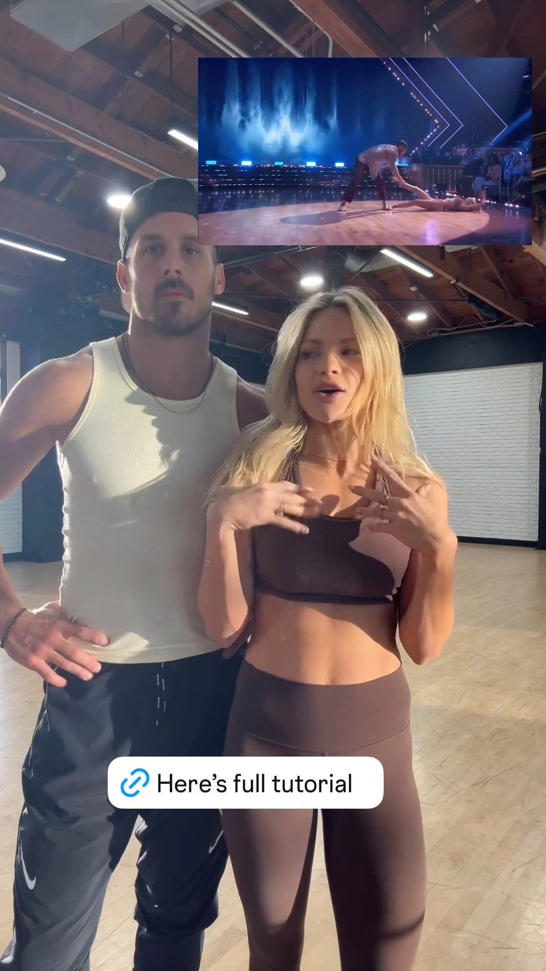 This brown set is GORGEOUS! 

yoga set l workout set 