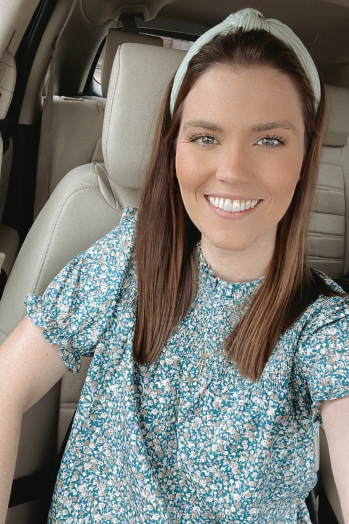 Lots of requests for my top and headband today so I am linking the items here while on the go! Perfect top to dress up or down in and you know I love my headband! 🤍 

#headband #amazon 

#LTKunder50 #LTKstyletip #LTKFind