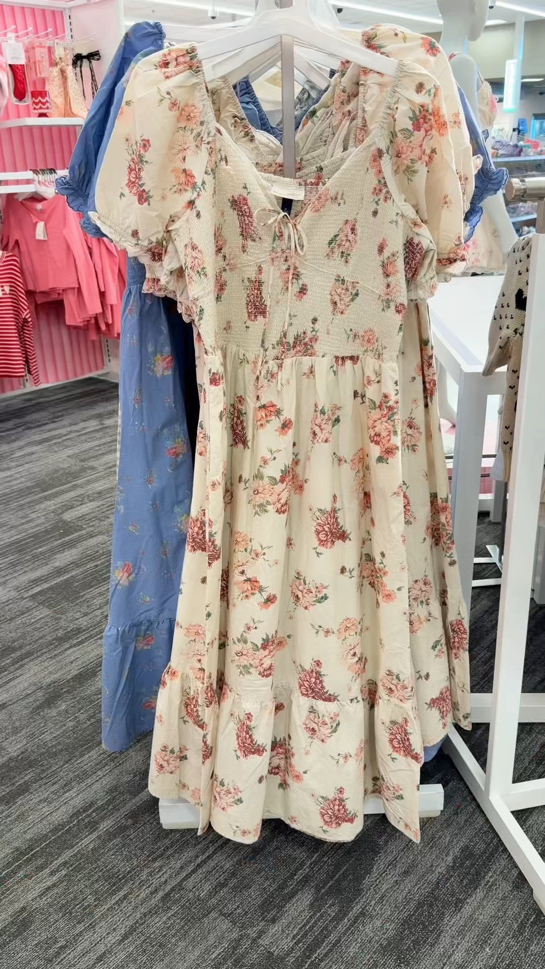 The prettiest floral spring dress at Target! 

#LTKNYFW #LTKValentine #LTKootd