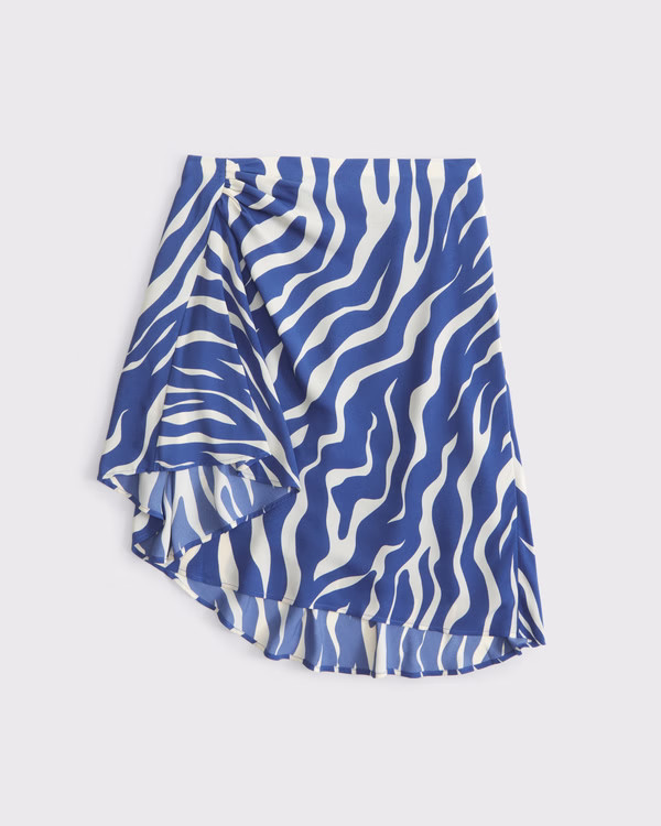 Low Rise Asymmetrical Hem Mini Skirt | Abercrombie & Fitch (US)