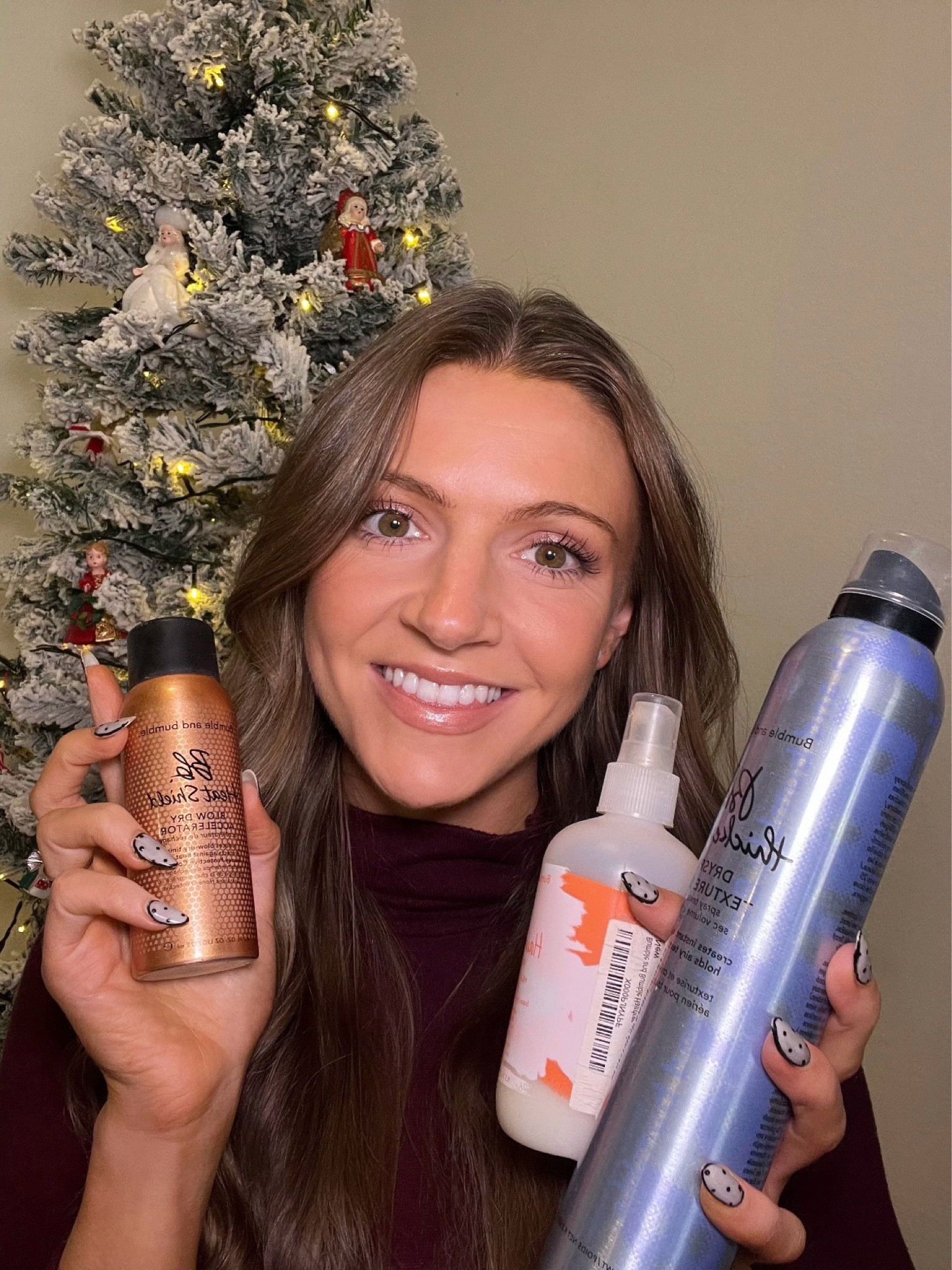 3 Hair Care Gift Ideas 🎀🎁

Black Friday is always the time I stock up on these products because they are a little pricier but they are SO good!! They are all coincidentally @bumbleandbumble brand because when I find a brand I really like, I tend to try a bunch of products from that brand!! I have been using all of these products for years!!

1. Bumble and Bumble Heat Shield - this product not only protects against heat but it actually speeds up the time it takes for your hair to dry when blow drying! And it ACTUALLY works. It also smells amazing. 

2. Bumble and Bumble Texture Spray - this product is great for creating more texture when curling your hair so that it holds better! I know there are other uses for texture spray, but that’s the only thing I use it for 😂

3. Bumble and Bumble Protective Primer - this product smells amazing and is awesome for both detangling and heat protection! One of my all time favs!!