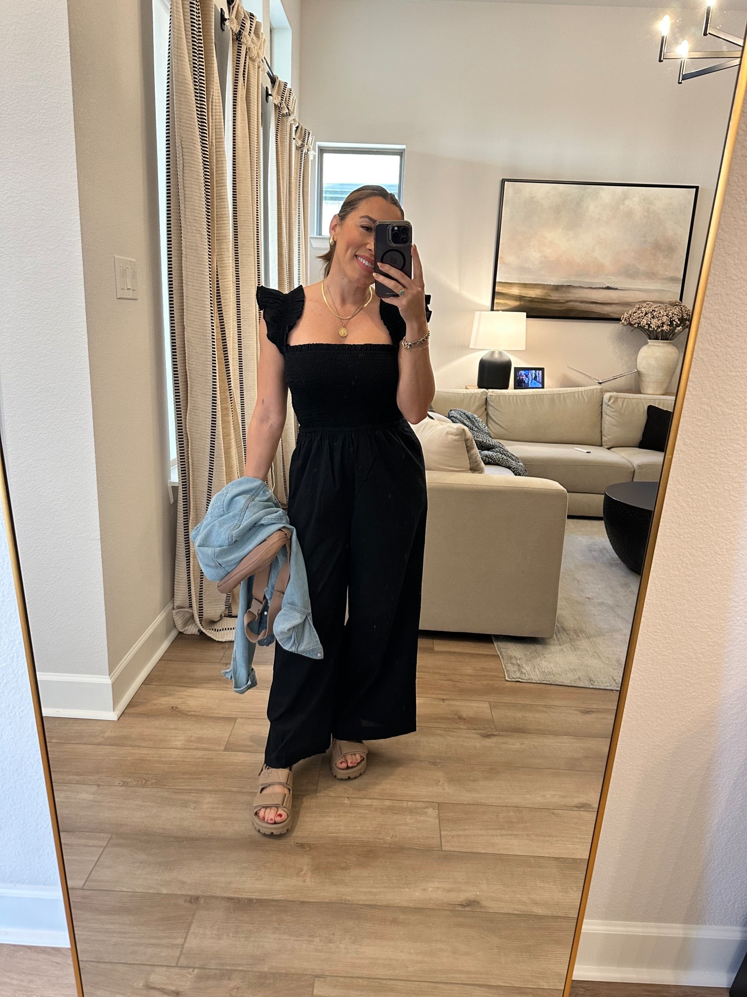 Must have spring/summer romper! I’m wearing a size 4. 🖤

#LTKU #LTKSpringSale #LTKPetite