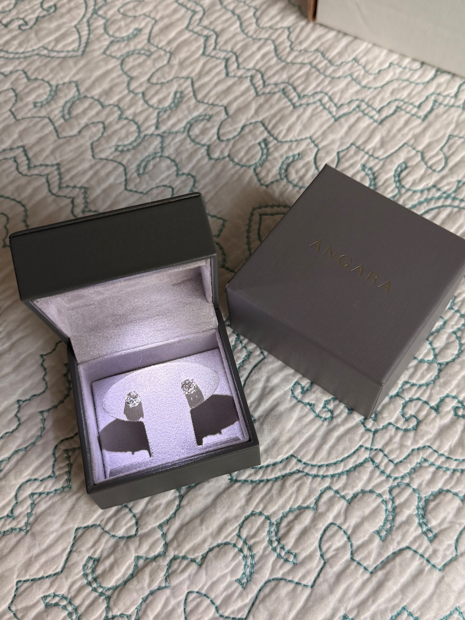 Lab-Grown 2 Carat Diamond Studs

Diamond earrings, diamond studs, gifts for her, jewelry, dainty earrings 

#LTKWorkwear #LTKTravel #LTKBeauty