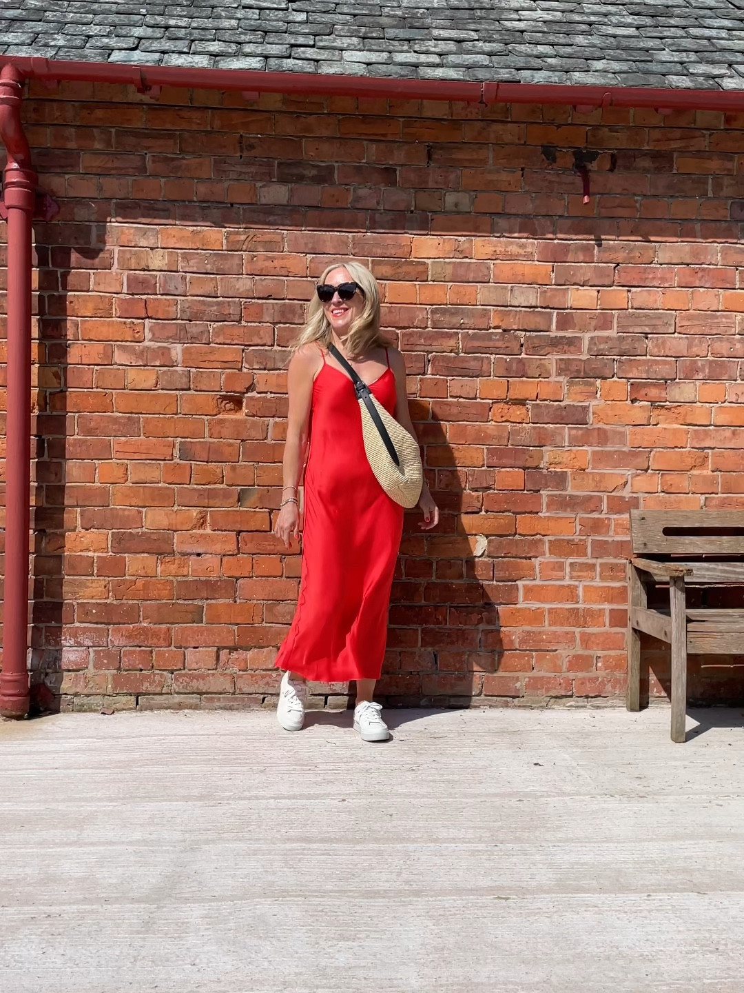 Red dress 

#LTKSeasonal #LTKFind