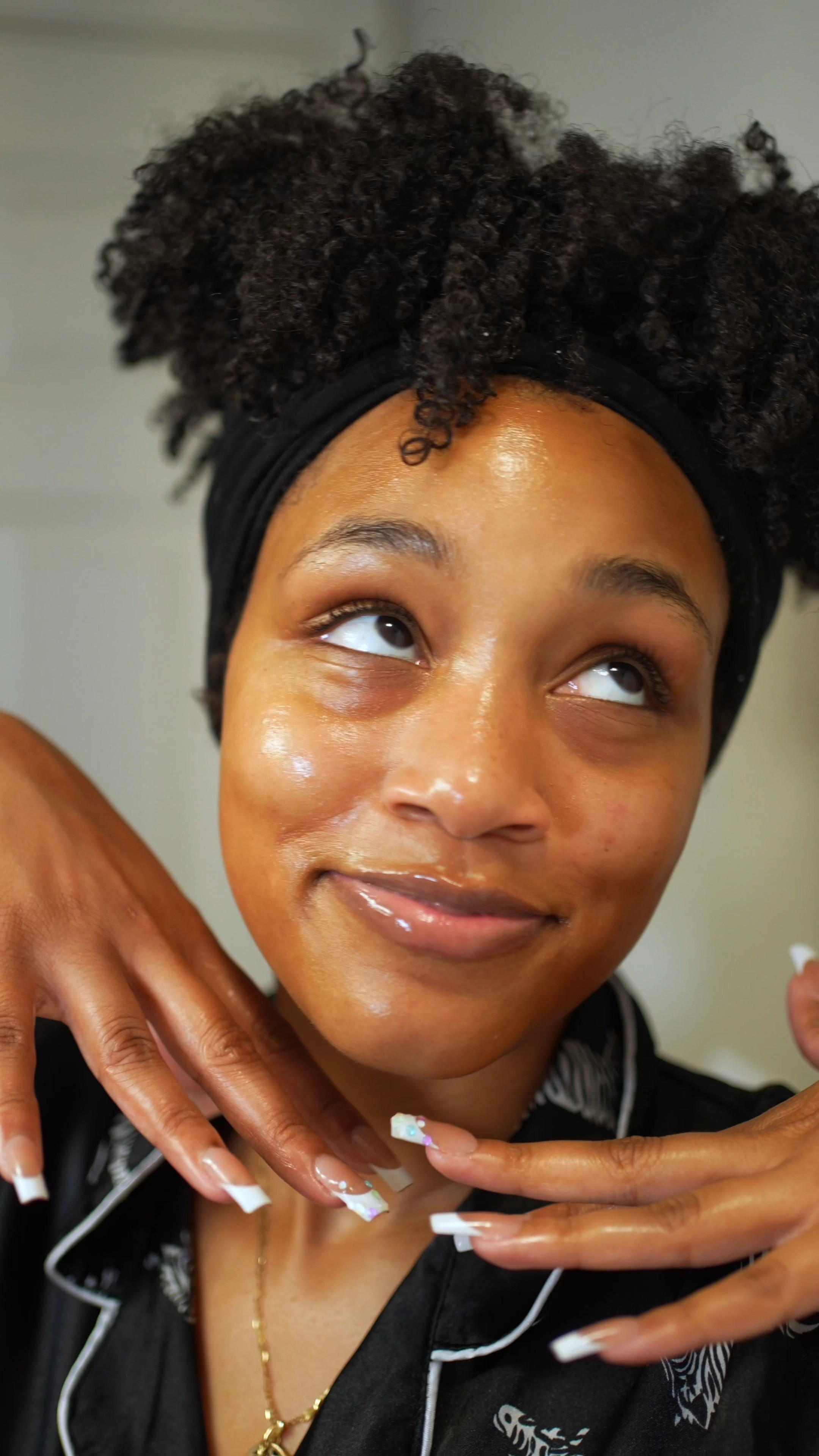 One thing about me— I don’t play about my skincare routine! My normal to dry skin loves anything hydrating and plumping.

I do deal with hyperpigmentation at times so vitamin c is my best friend! Everything I use is going to target brightening and tightening the skin! 

#LTKVideo #LTKBeauty
