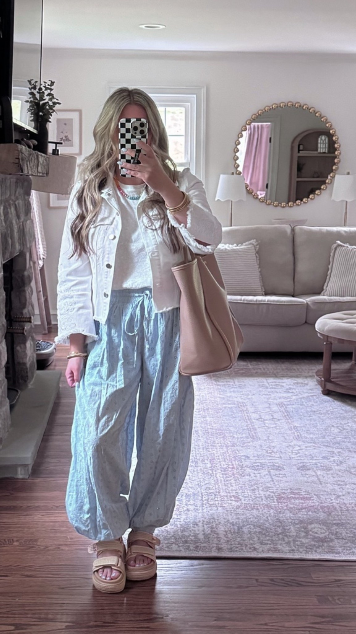 Perfect lunch outfit! 
Memorial Day outfit
Summer outfit
Wearing XS in pants

#LTKootd #LTKSeasonal #LTKgrwm