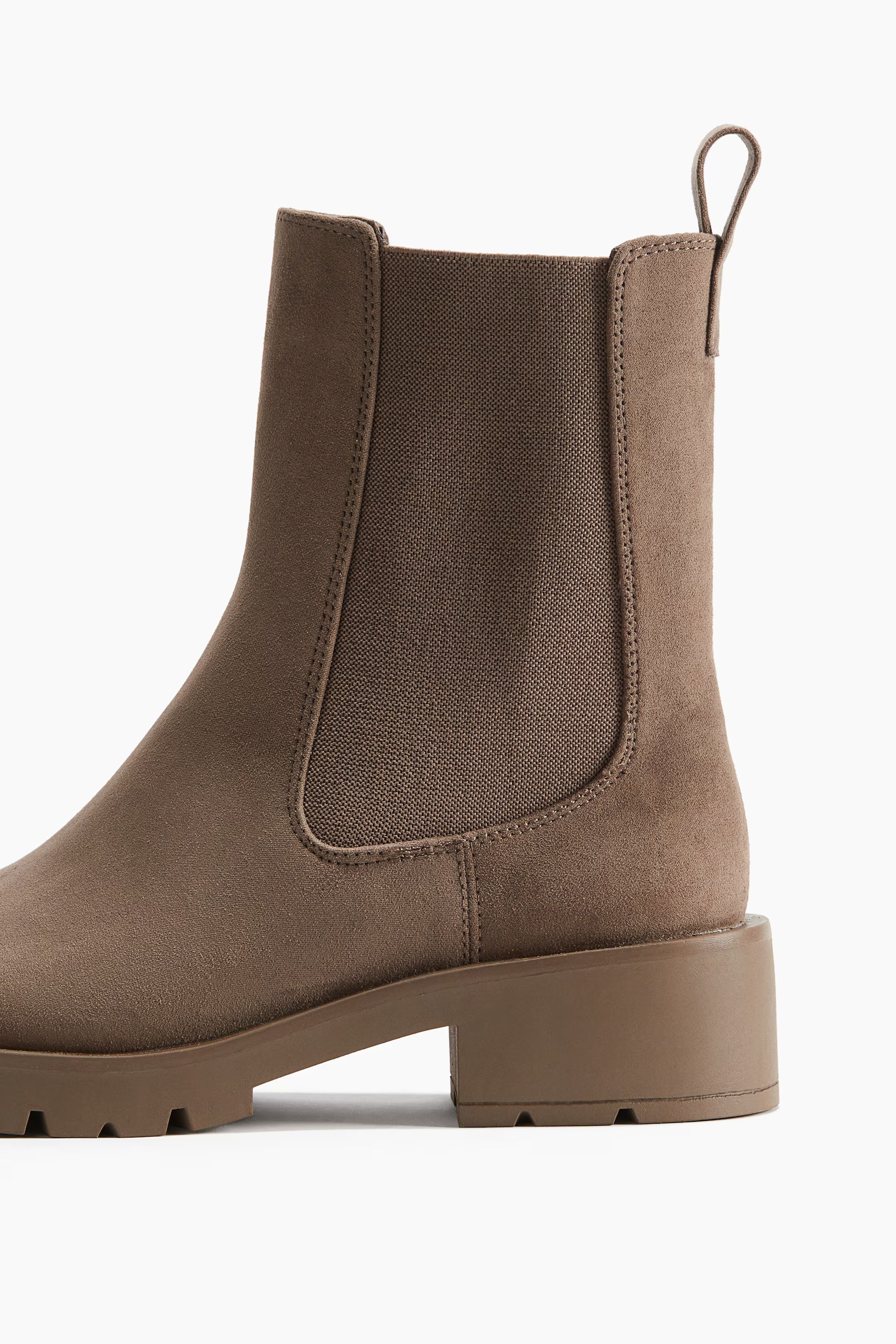 Chelsea Boots | H&M (US + CA)