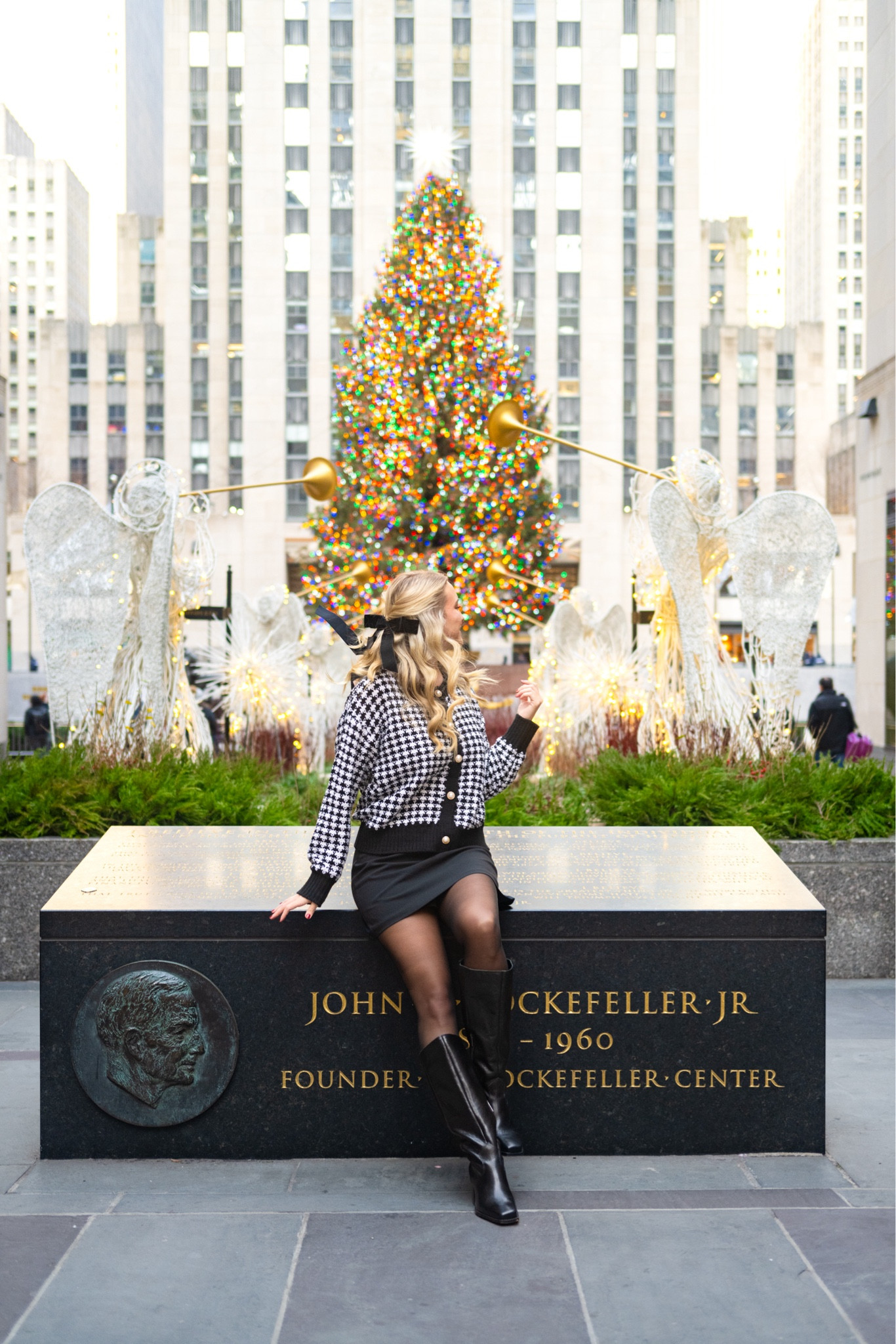 Holiday outfit ideas, holiday outfit inspo, winter outfit ideas, Amazon outfit, staple wardrobe 

#LTKHoliday #LTKstyletip #LTKfindsunder100