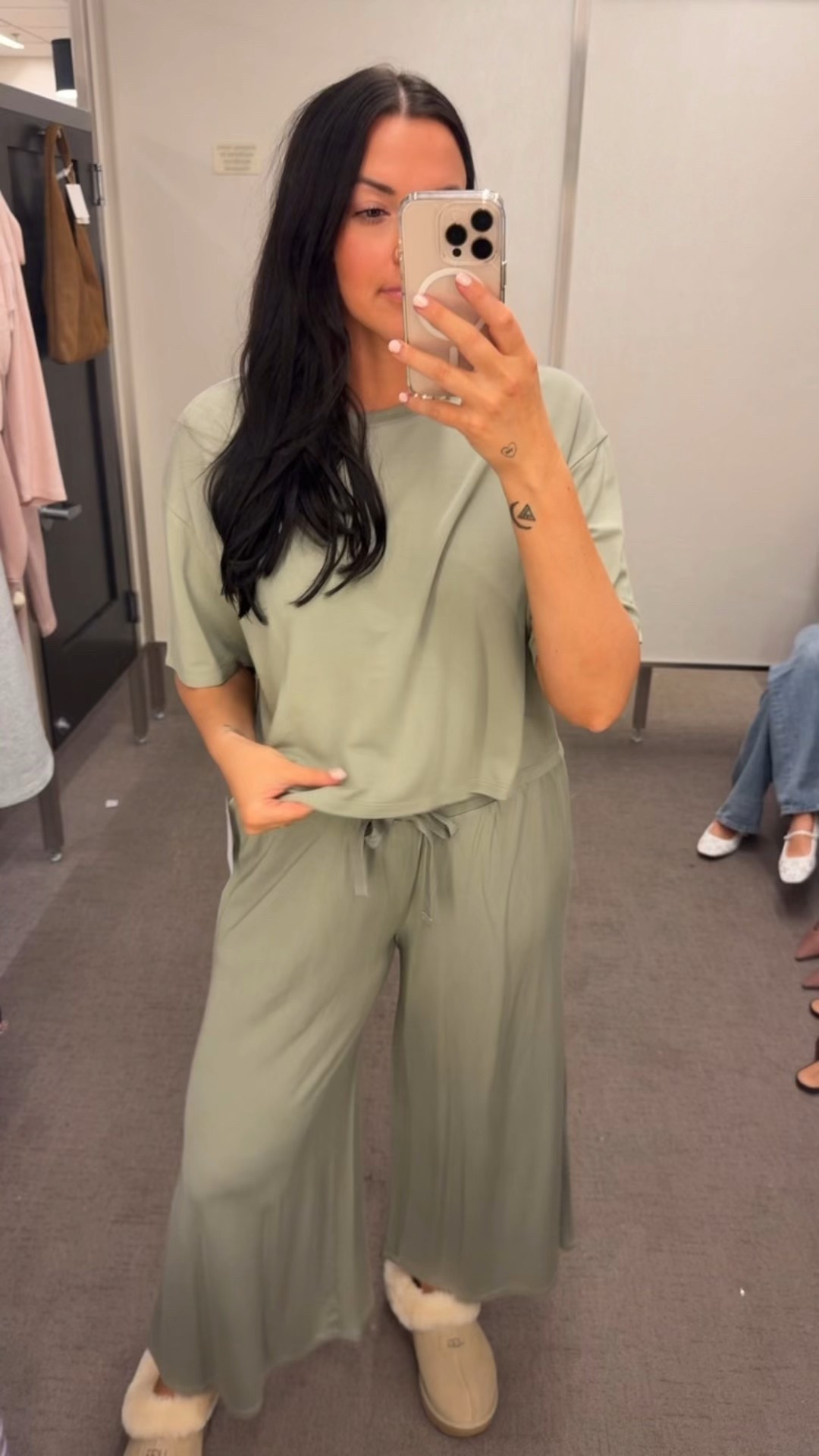 Cute and cozy lounge set! This color is low stock but the black is fully stocked 🙌

#LTKFindsUnder50 #LTKTravel #LTKSaleAlert