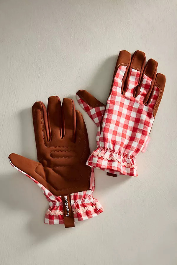 Burgon Ball Gingham Garden Gloves in Red at Terrain | Terrain