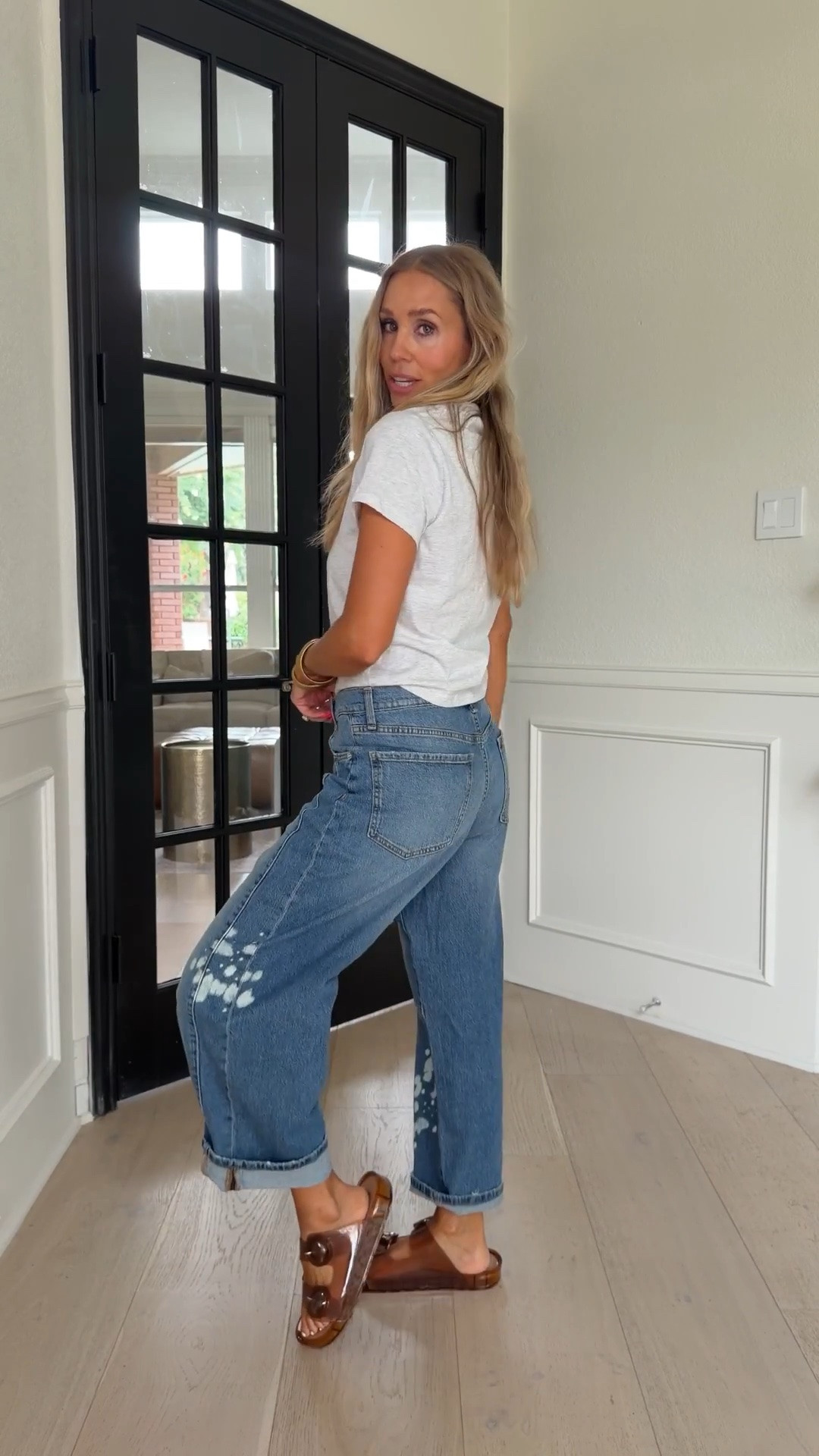 🤍Walmart must haves that don’t cost a fortune?! Yes please 🙏🏼 these barrel jeans are so unique! They’re currently on sale too.

Wearing my tts in both (small / 4)

5’5” // 120 lbs

#LTKootd #LTKdayinmylife #LTKgrwm