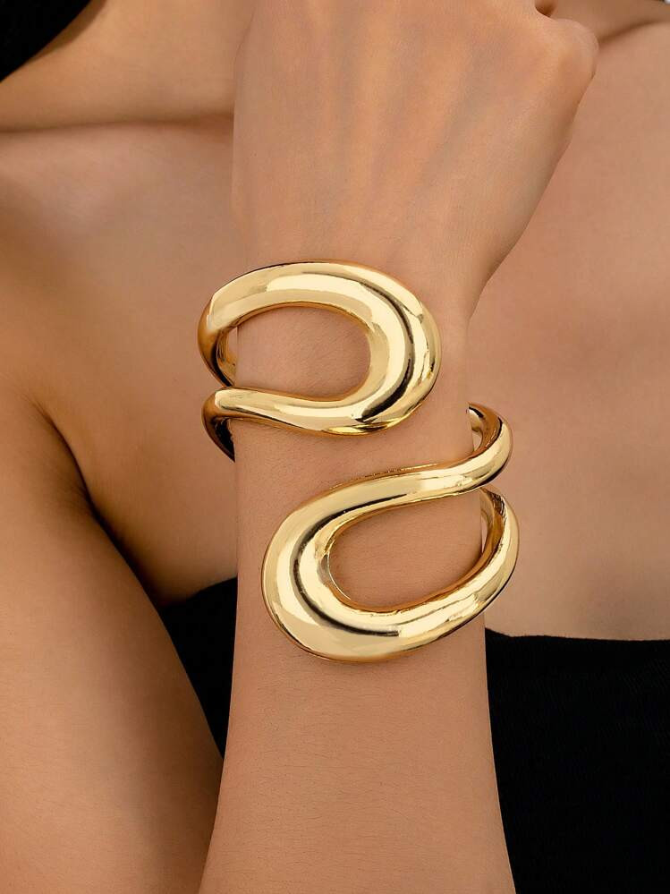 1pc Oversized Gold Bangle Bracelet, Geometric Design, Suitable For Women, Great Gift For Birthday... | SHEIN
