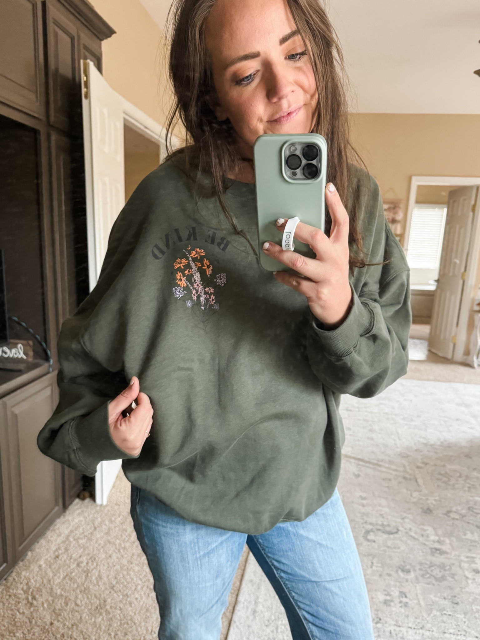 Oversized perfect “lived in” sweatshirt of my dreams! Sized up to XL. The color is so much better in person!!! 🏆 

#LTKstyletip #LTKsalealert #LTKGiftGuide