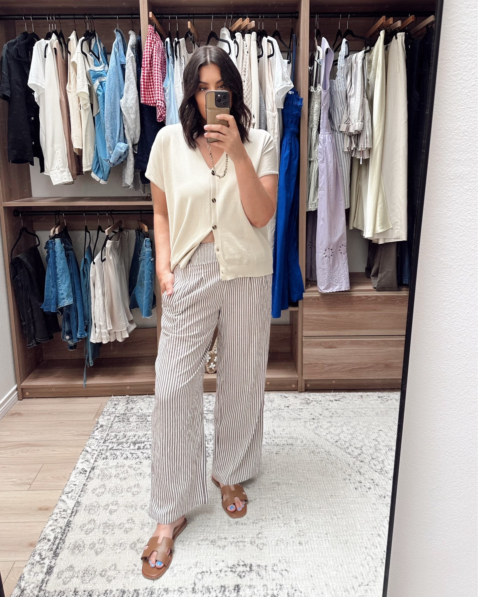 Super cute lightweight pants for summer! I would suggest a size up! I’m in the large and they fit but I’d prefer a longer length (I’m 5’9”)

Comes in so many different patterns too! Runs a touch small.

The top fits TTs, perhaps not as loose as on the model. I’m in the large.