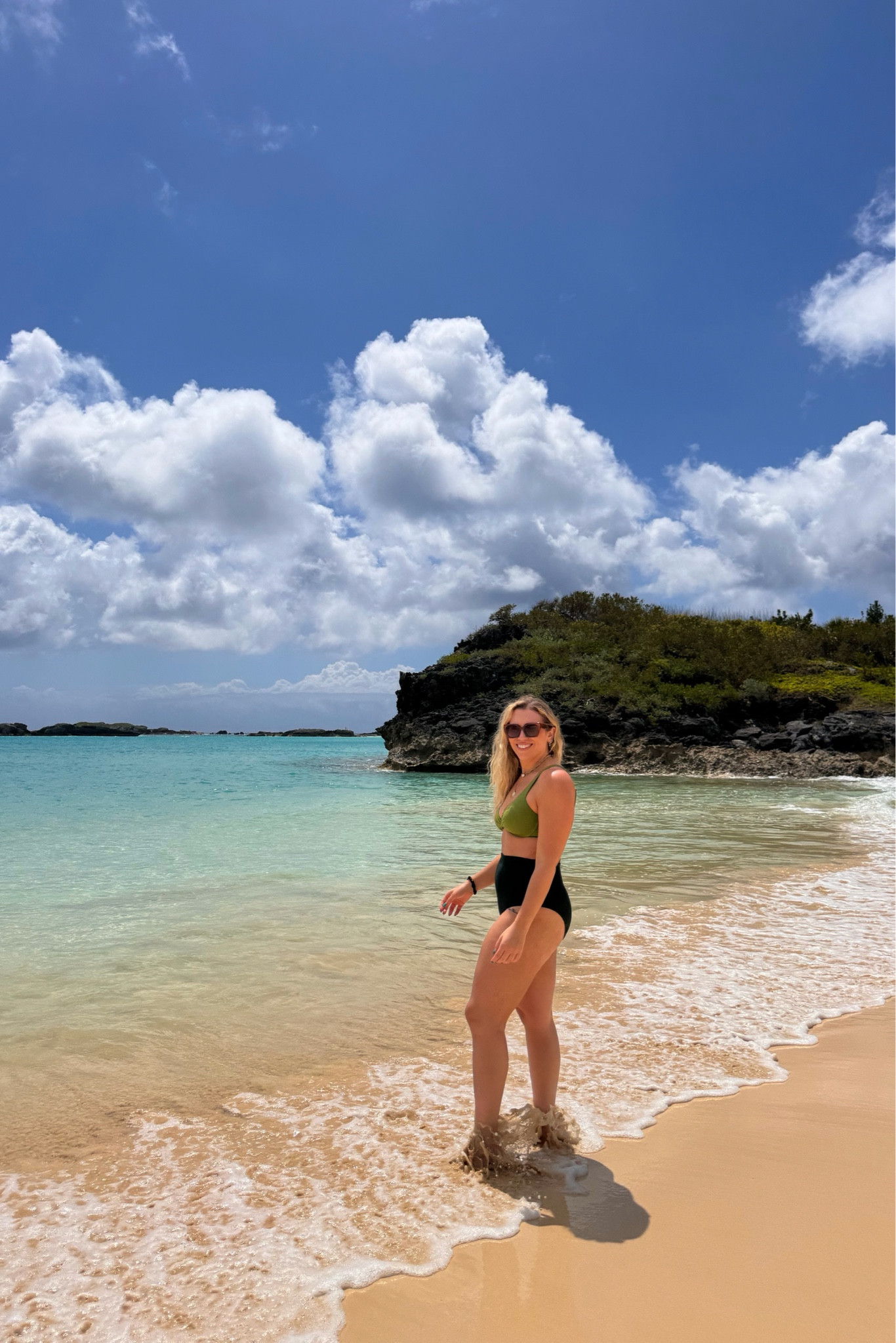 my fav high waisted bottoms, wearing an xl 

 #LTKMidsize #LTKSwim #LTKTravel