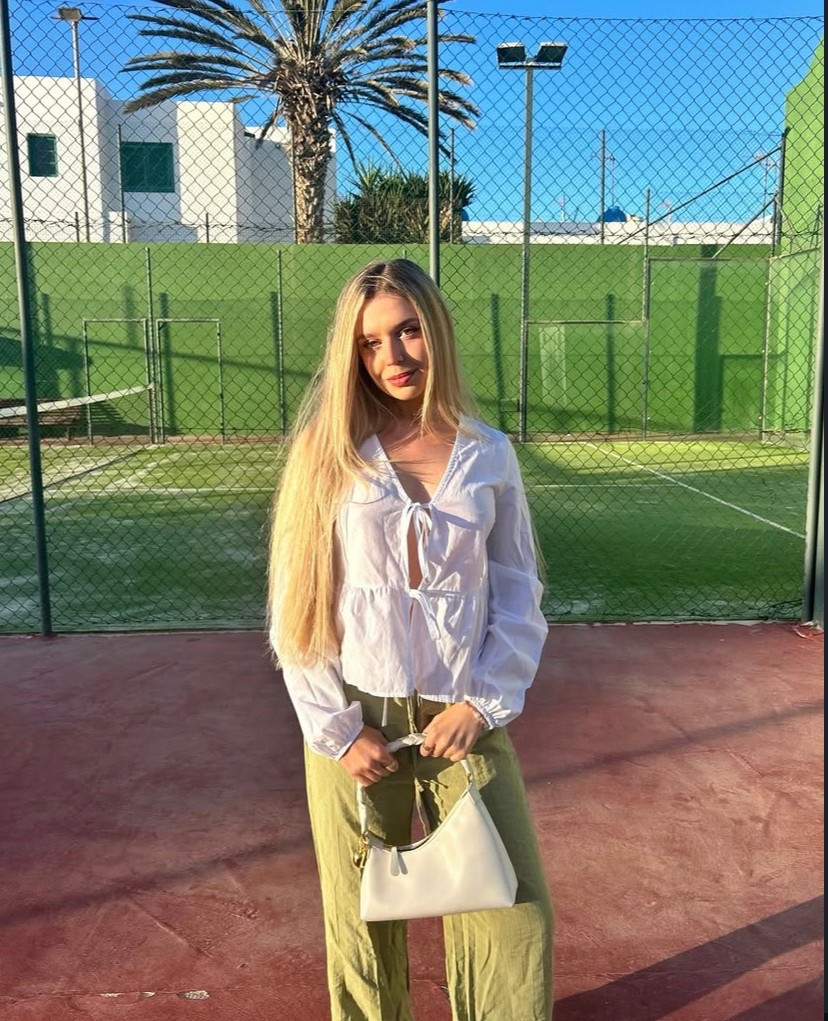 white tie top and green textured trousers (original: pull & bear rustic textured trousers)