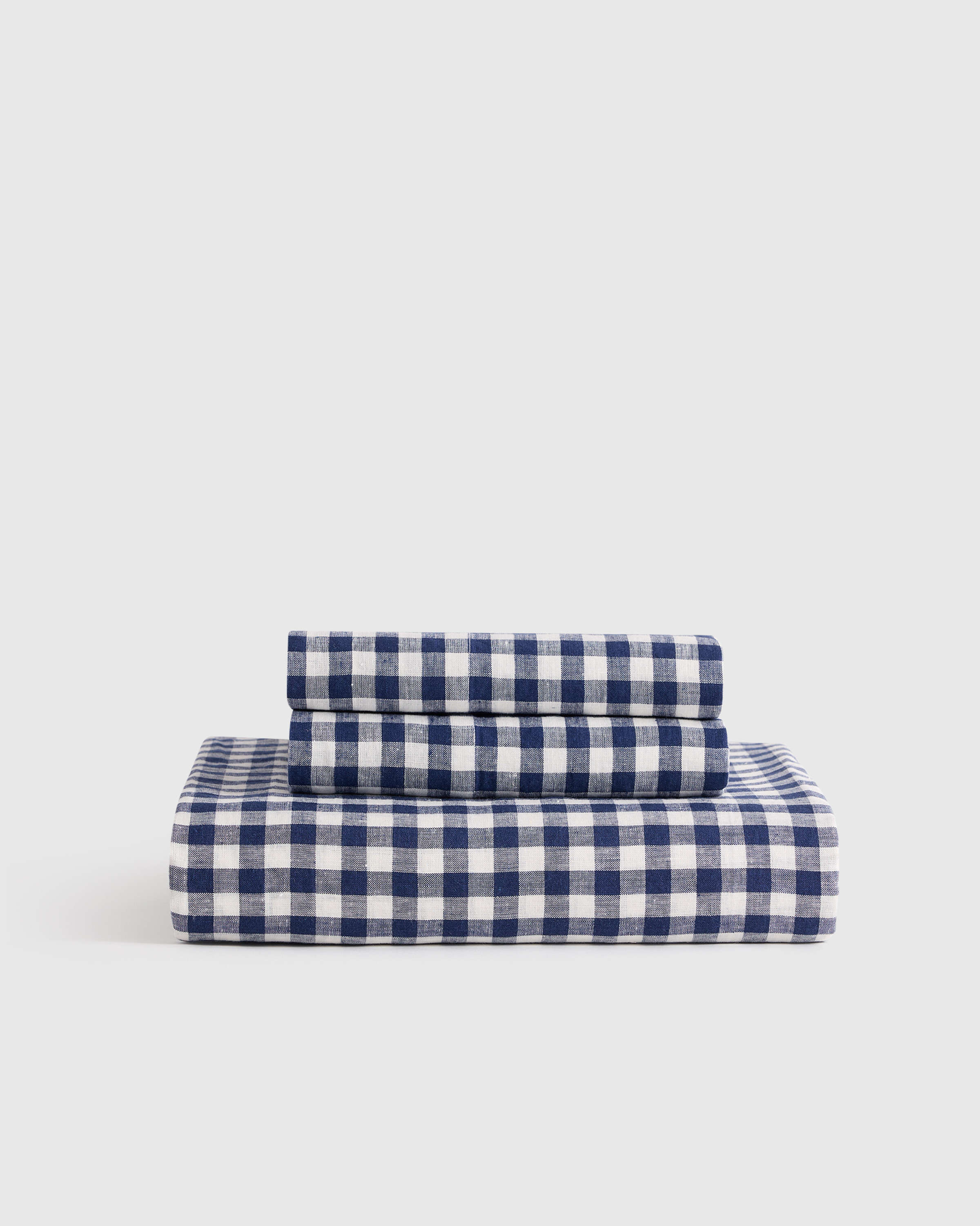 Quince | European Linen Gingham Fitted Sheet Set in Navy, Size Queen | Quince