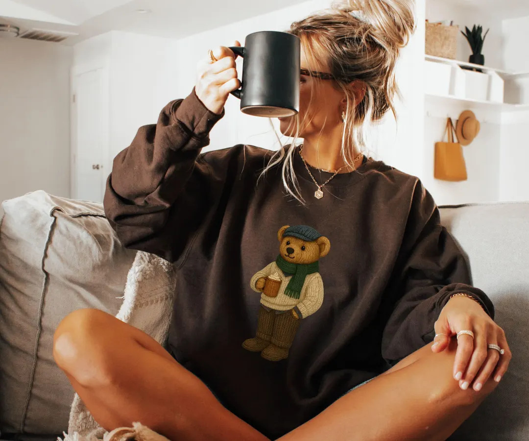 Fall Bear Sweatshirt Preppy Bear Sweater Trendy Graphic Crewneck Cute Bear Pullover Thanksgiving ... | Etsy (US)