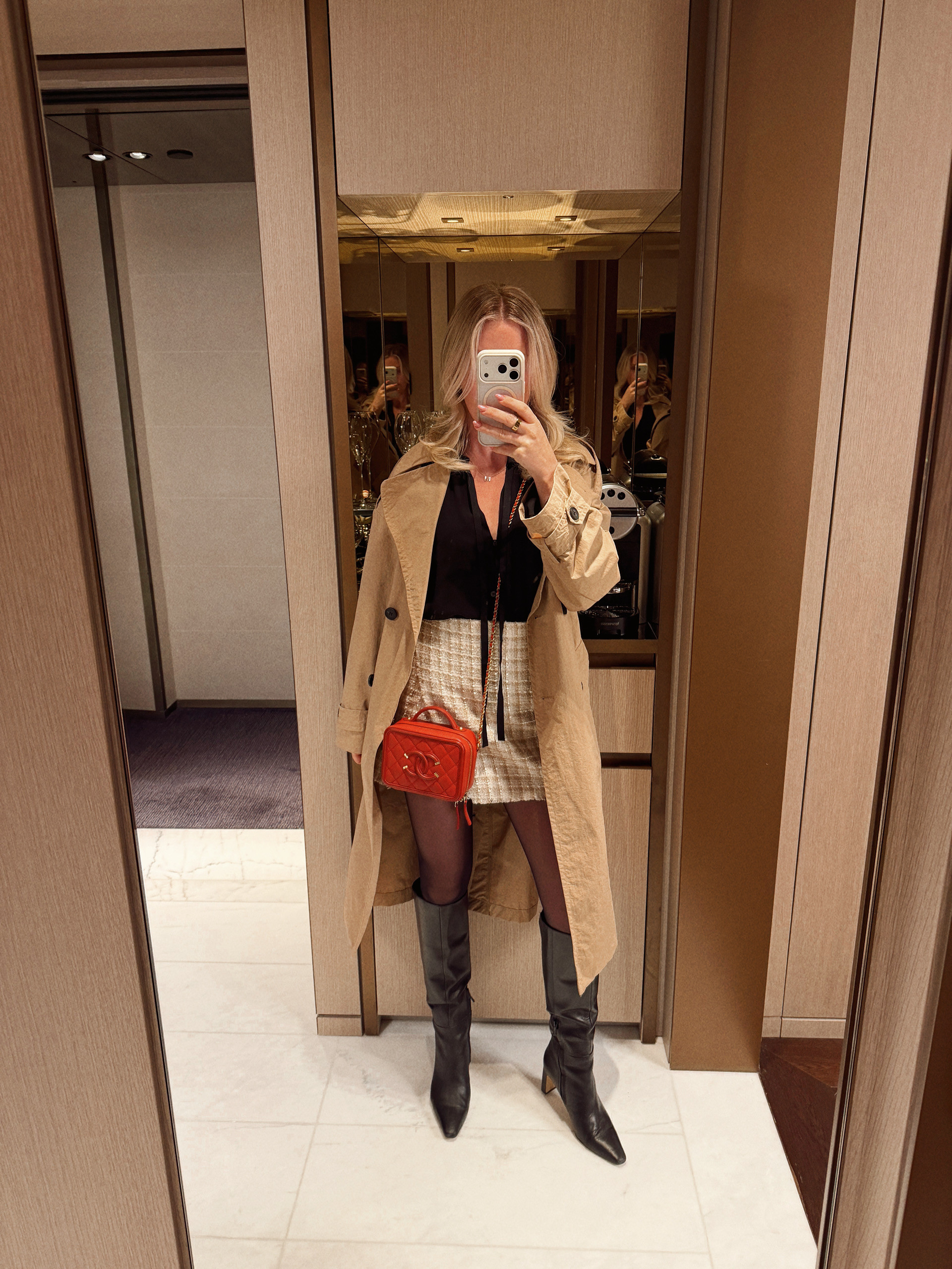 Paris fall outfit chic neutral classy style, autumn style #paris #classystyle #fallstyle 

 #LTKSeasonal