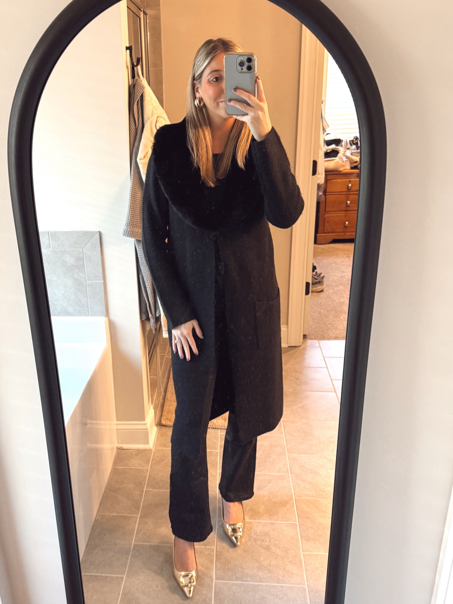 holiday season 🖤

#LTKU #LTKHoliday #LTKStyleTip