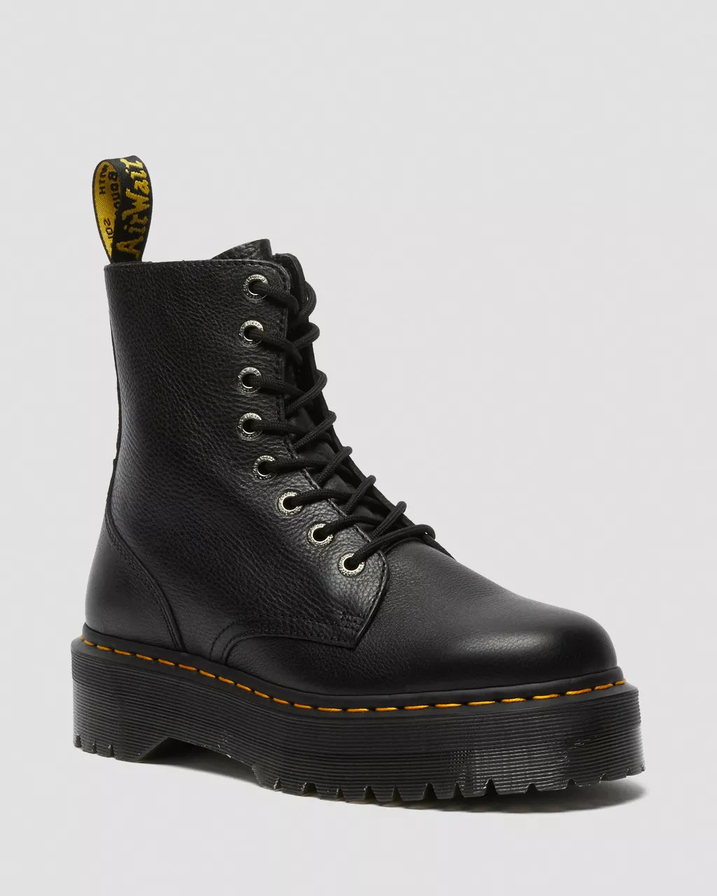 Jadon III Boot Pisa Leather Platforms in Black | Dr. Martens | Dr. Martens