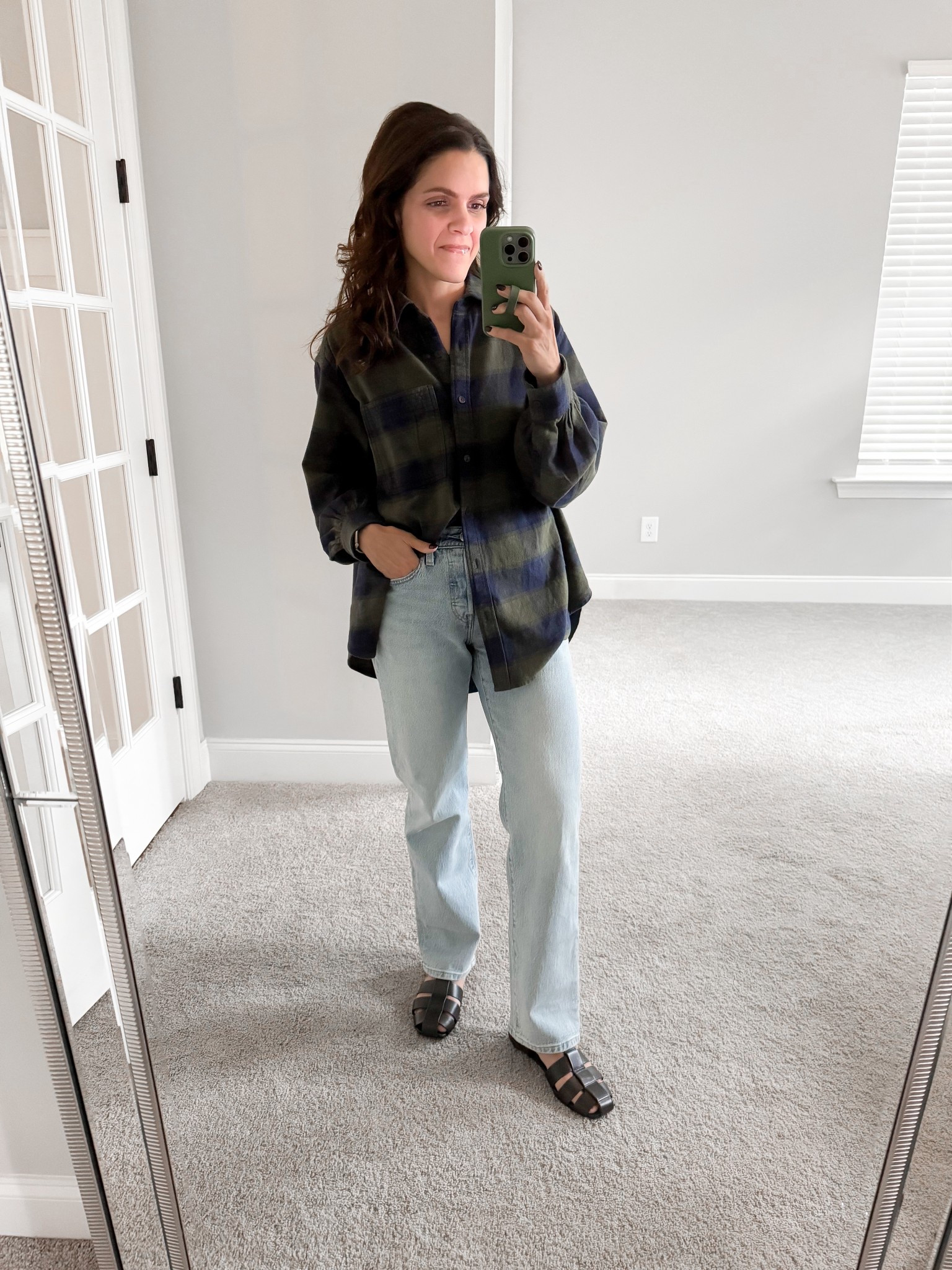 What I wore:
Flannel plaid shirt: Aerie, XS 
Curve jean: Levi’s, tts
Fisherman sandal: Everlane, tts 

#falloutfit #ootd

#LTKSeasonal #LTKStyleTip