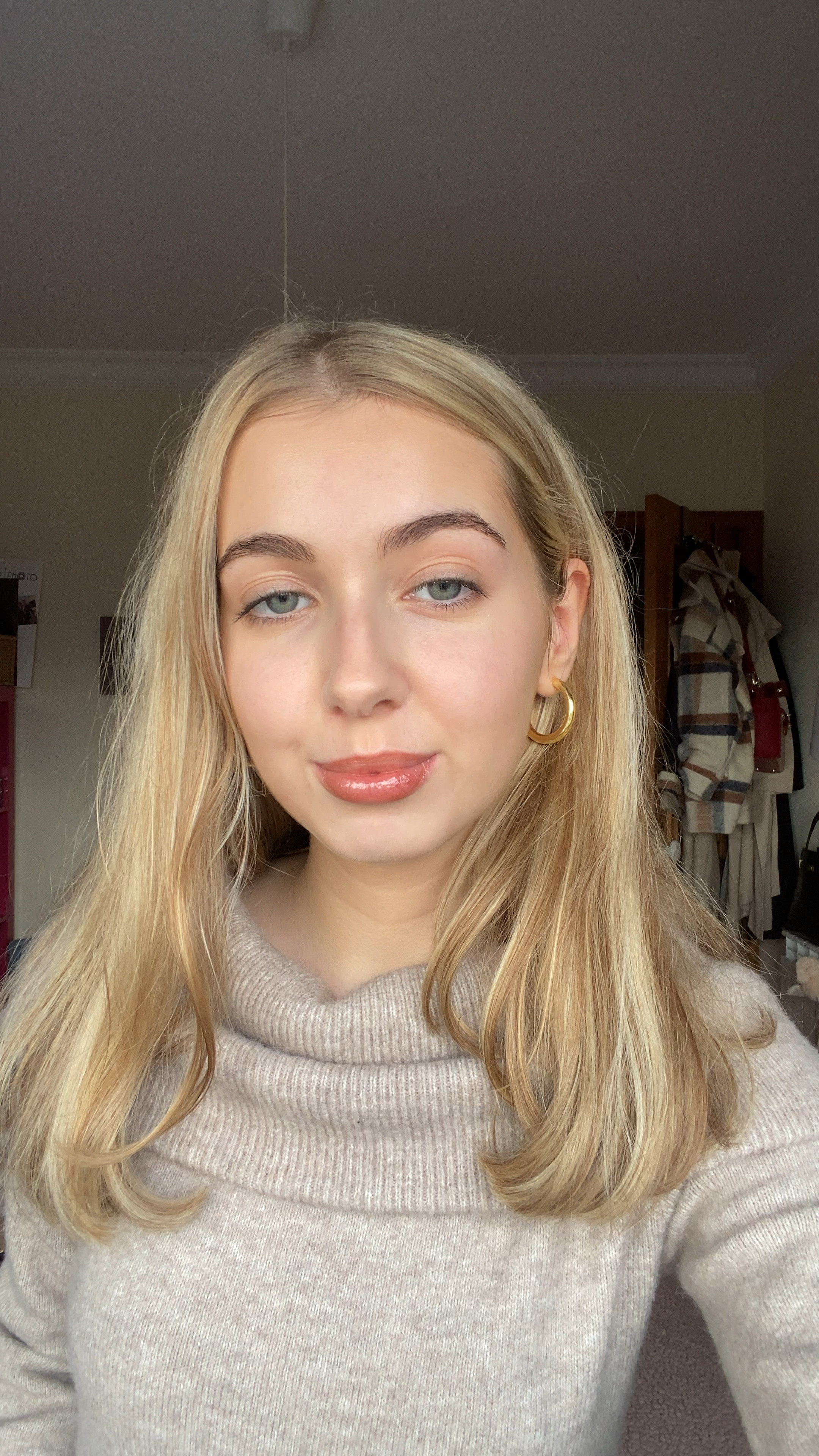 My everyday makeup (winter) 


#LTKSeasonal #LTKbeauty #LTKitbag