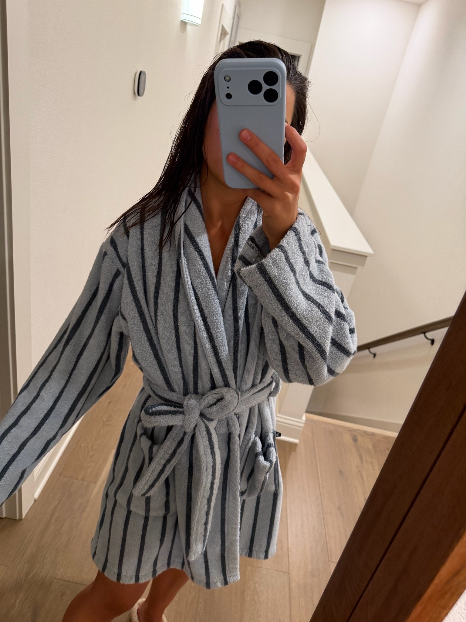 @Brooklinen plush short robe !!

#LTKgrwm #LTKmorningroutine #LTKHome