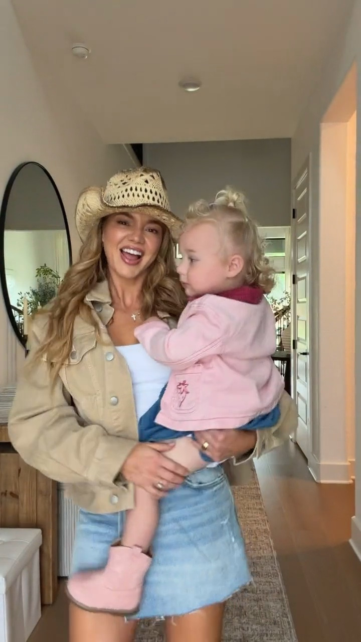 country concert outfits! jacket: small // tank: xs // skort: xs (vici code MICHELE30 or MICHELE40)


#LTKootd #LTKSeasonal #LTKmomlife