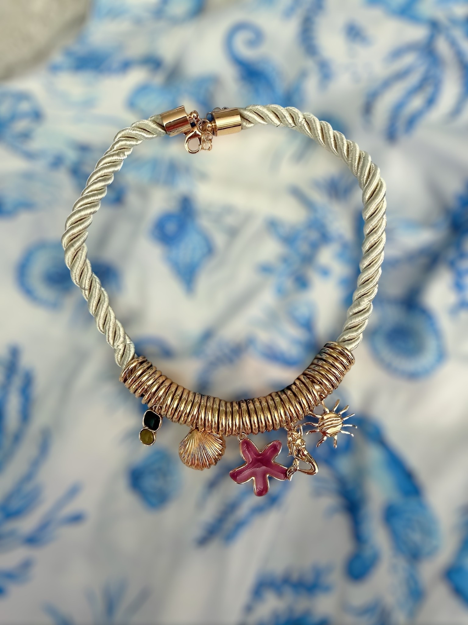 Coastal Charm Necklace Under $20


Such a fun coastal-inspired necklace find! 🐚⭐ This gold tone charm necklace features the cutest seaside details like a shell, starfish, seahorse, and sun on an ivory twisted cord. It’s the perfect statement accessory for summer outfits, beach vacations, or adding a little coastal charm to everyday looks. I love how it pairs with blue and white prints for that classic seaside style — and it’s only $17! ✨

coastal charm necklace, seaside charm necklace, starfish shell necklace, beach jewelry, coastal style accessories, summer statement necklace, affordable jewelry find, walmart jewelry find, seaside vacation accessories, coastal chic style 🐚⭐

#LTKTravel #LTKSeasonal #LTKOver40