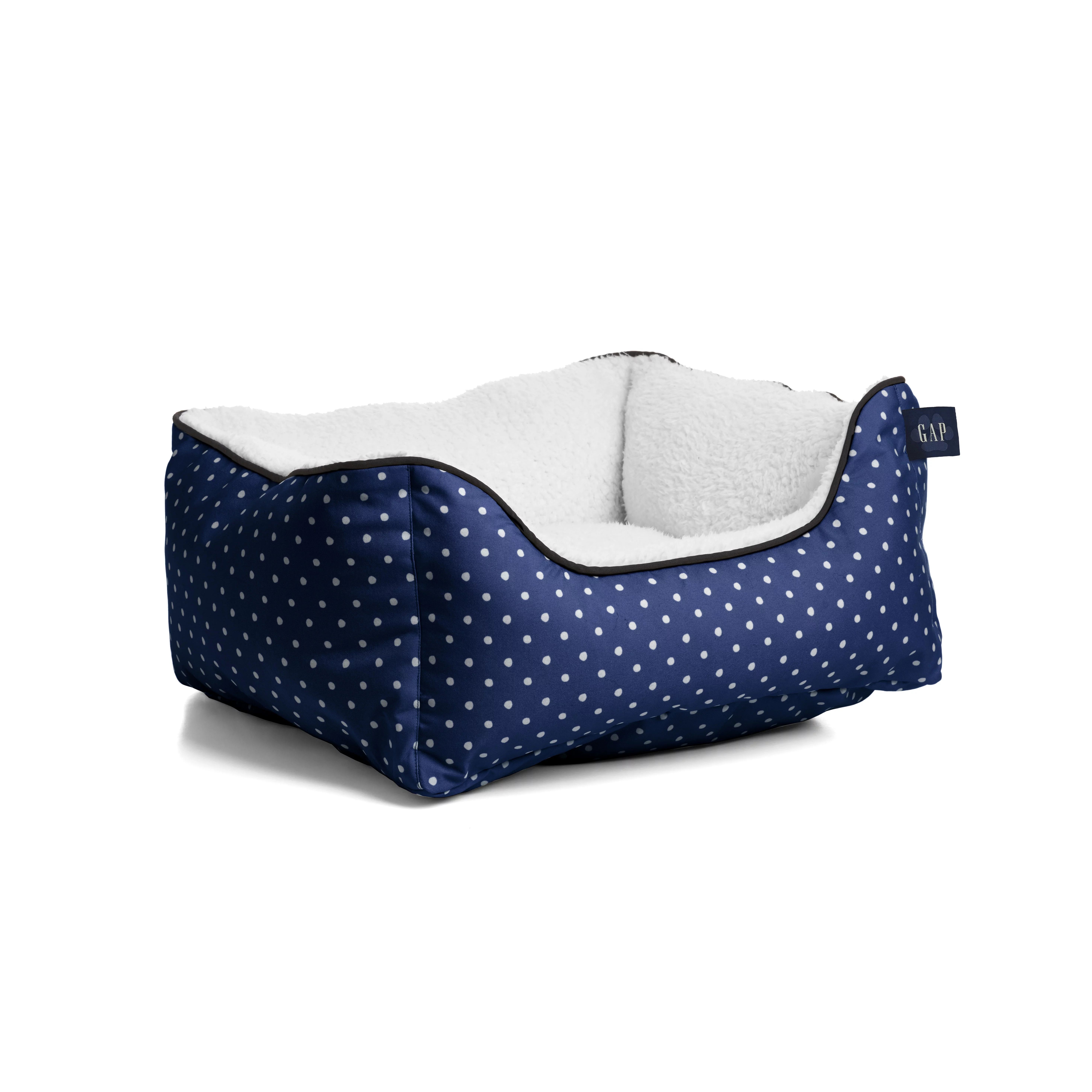Gap Painted Dot Cuddler Pet Bed, Recycled Polyester Cover with Sherpa inner, Small 20"x18", Navy ... | Walmart (US)